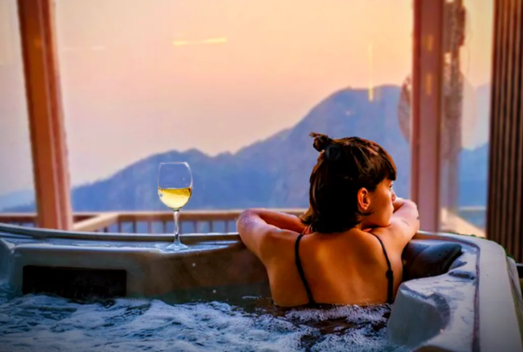 Looking for a Jacuzzi Room in Mussoorie? This Suite Has Everything You Need