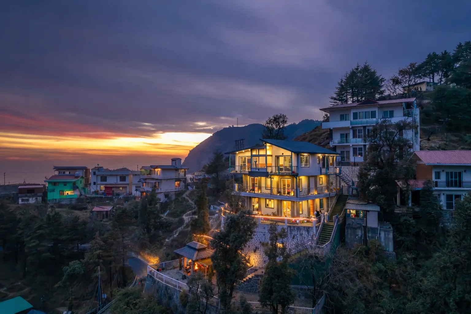 Best Airbnb in Mussoorie: 8 Stays That Actually Feel Worth the Drive Up (2026)