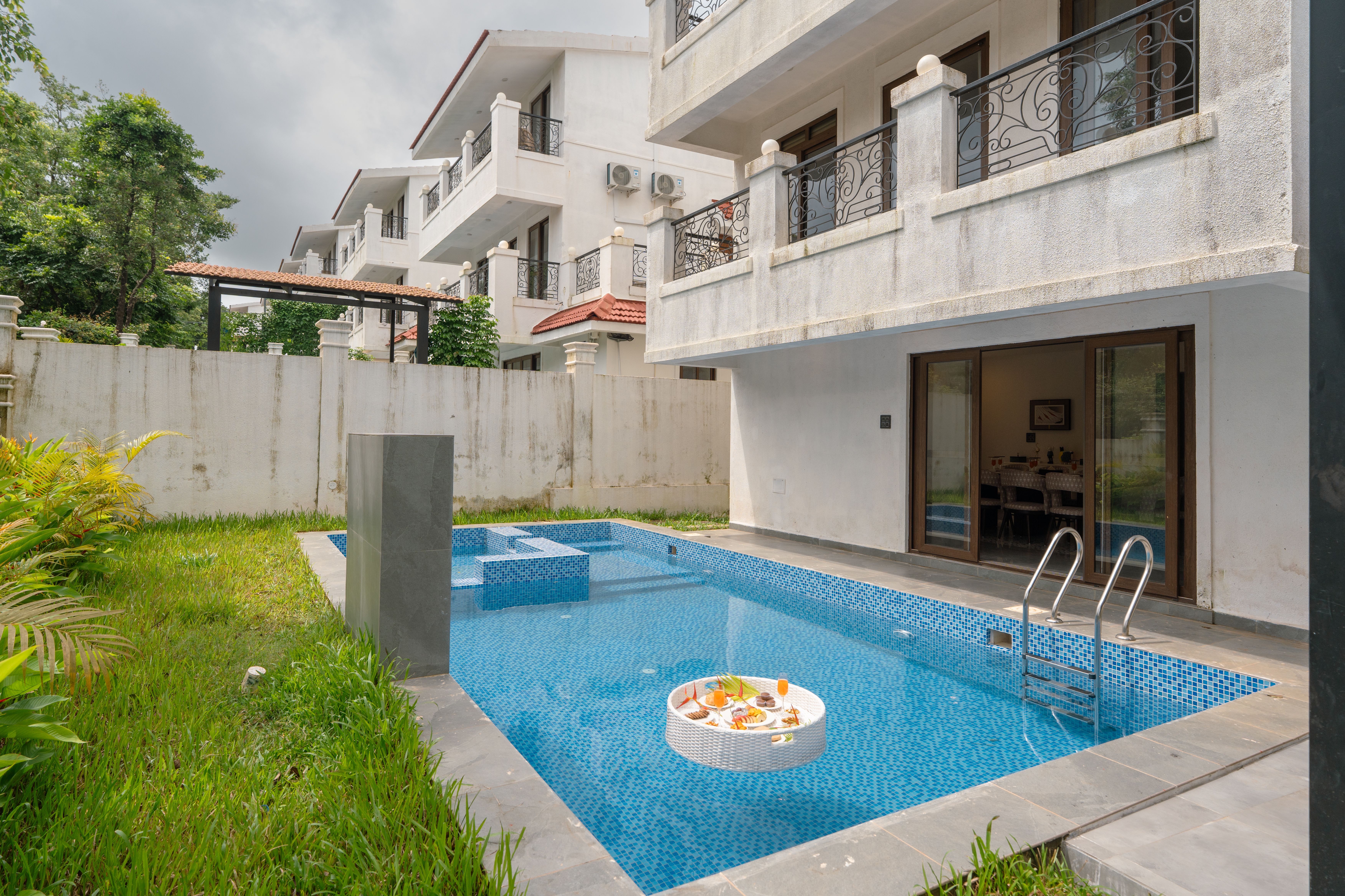 Casa Verdea | 4-BHK Villa With Private Pool & Lift; Near Popular Restaurants — photo 28