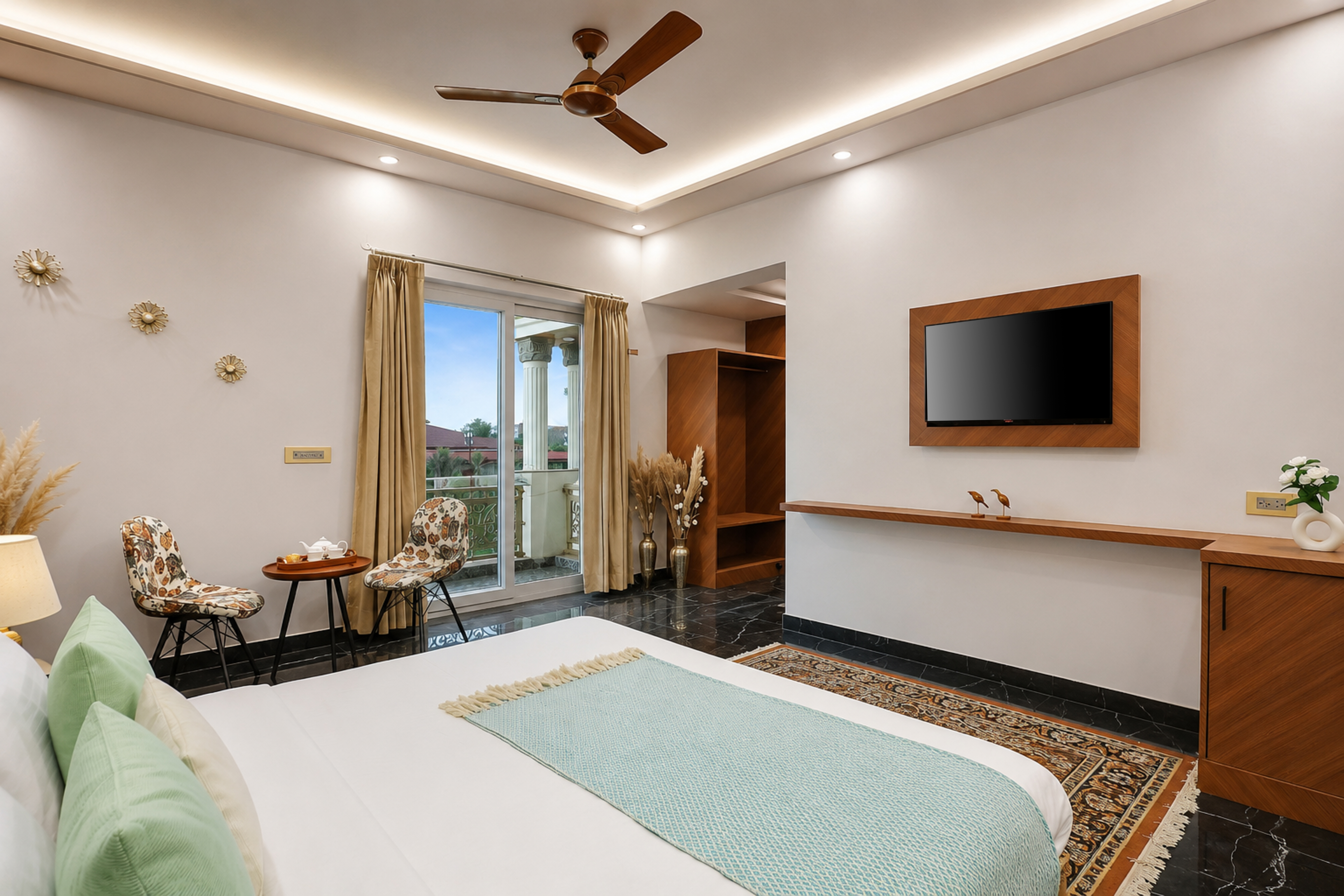 Gold Palm Granola | Elegant Room in a Serene Resort with Shared Pool, Dining, & Garden | Near Popular Tourist Attractions — photo 29