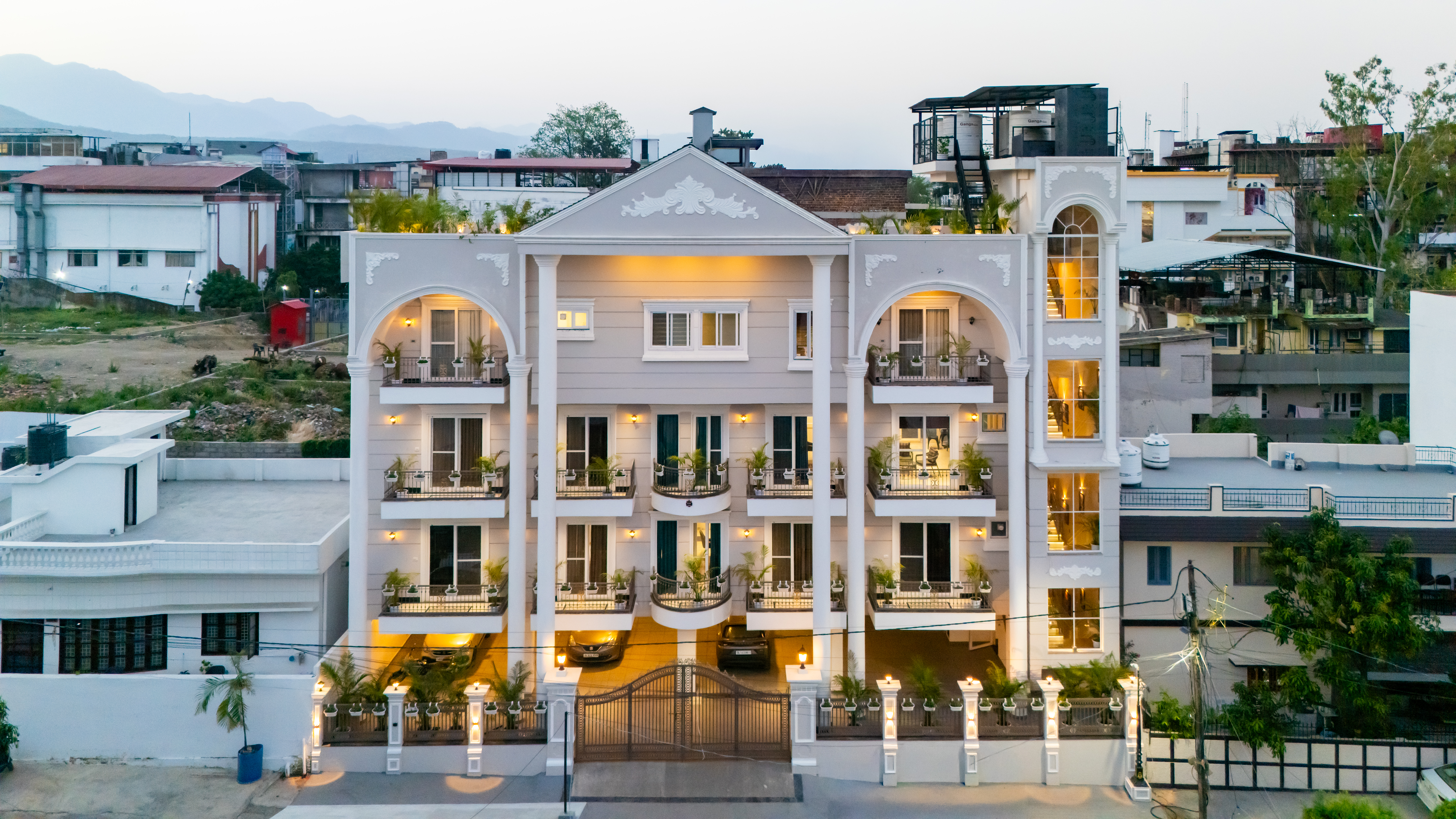 Kalyan Mansion Cosmos | Premium 3-BHK Penthouse with Lift, Lounge and Scenic Viewpoints — photo 3