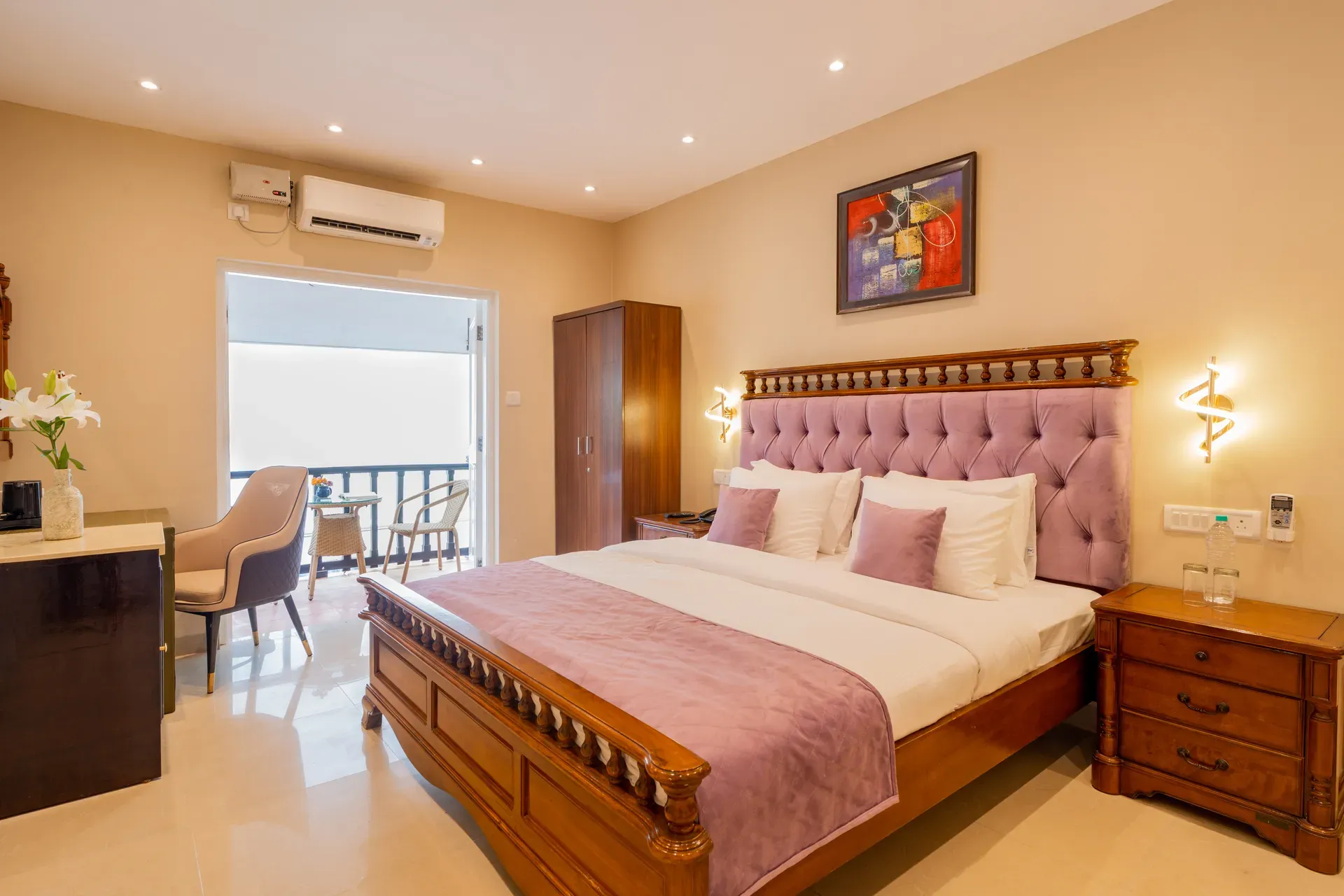 Emperor Ozran 2-BHK Duplex | Retreat With Balconies, Shared Pool, Restro & Bar | Near Beaches — photo 6