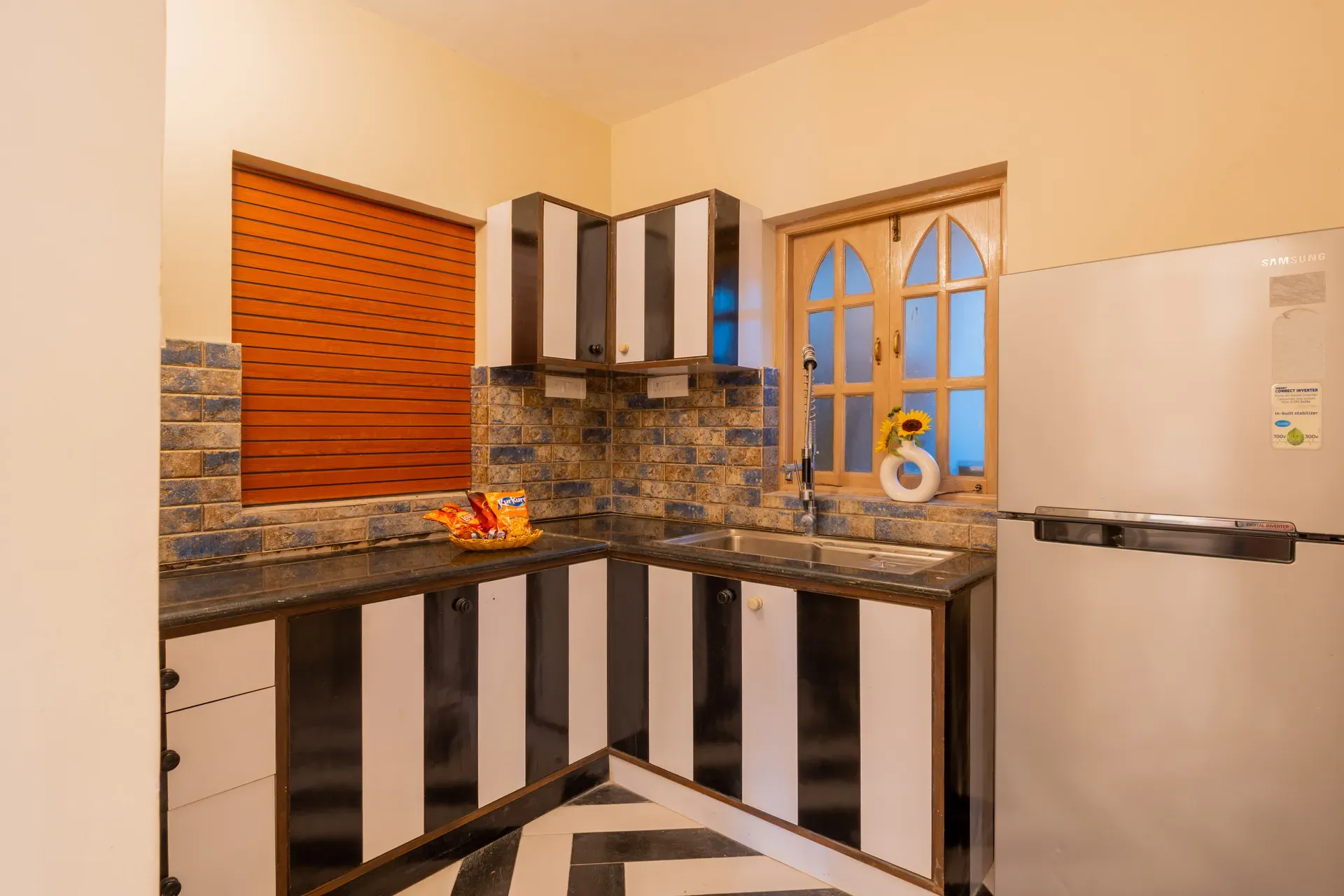 Emperor Ozran 2-BHK Duplex | Retreat With Balconies, Shared Pool, Restro & Bar | Near Beaches — photo 25