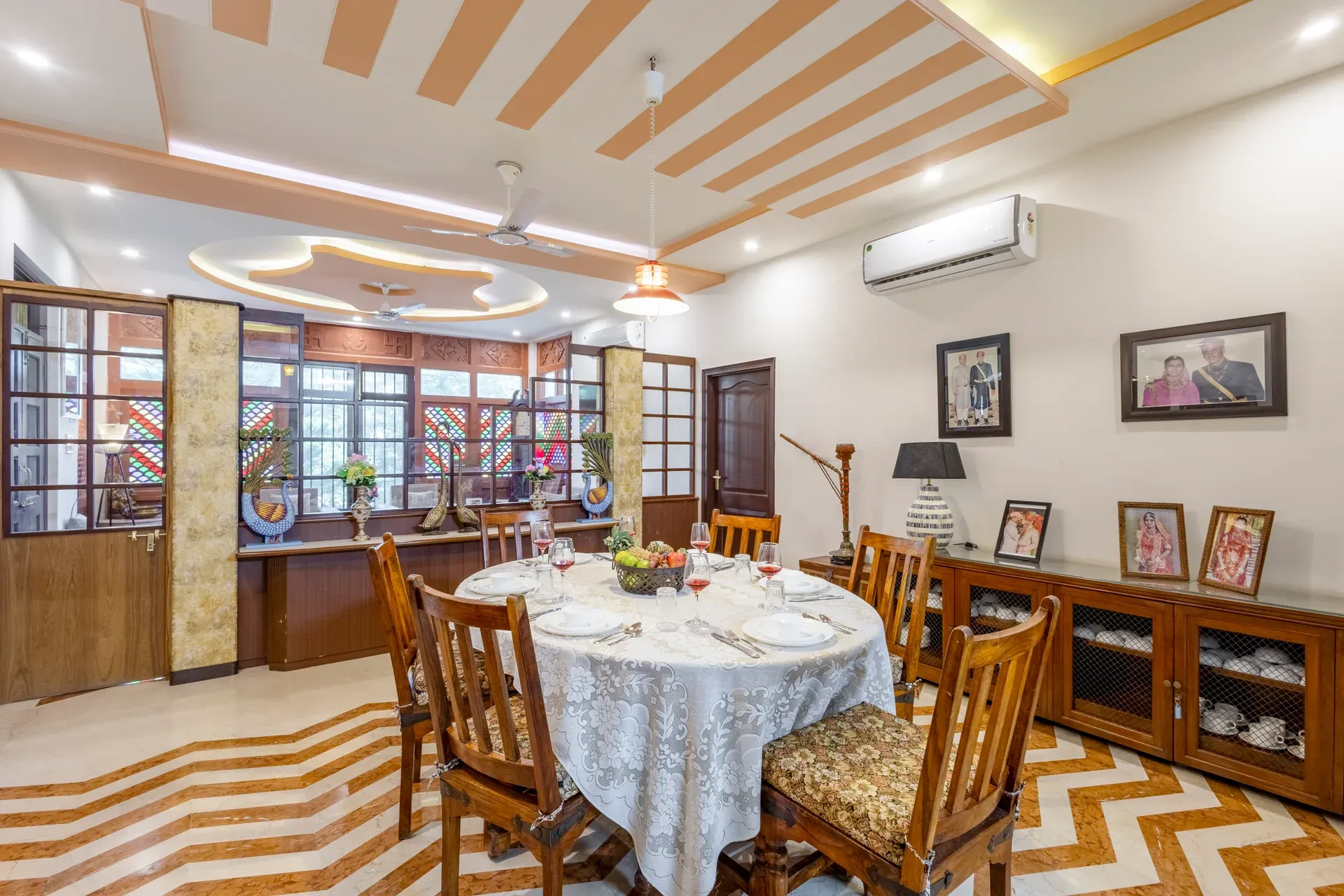 Abhimanyu Mansion Sapphire | 4-BHK Heritage Haveli With Outdoor Dining Area & Garden in City Centre — photo 12