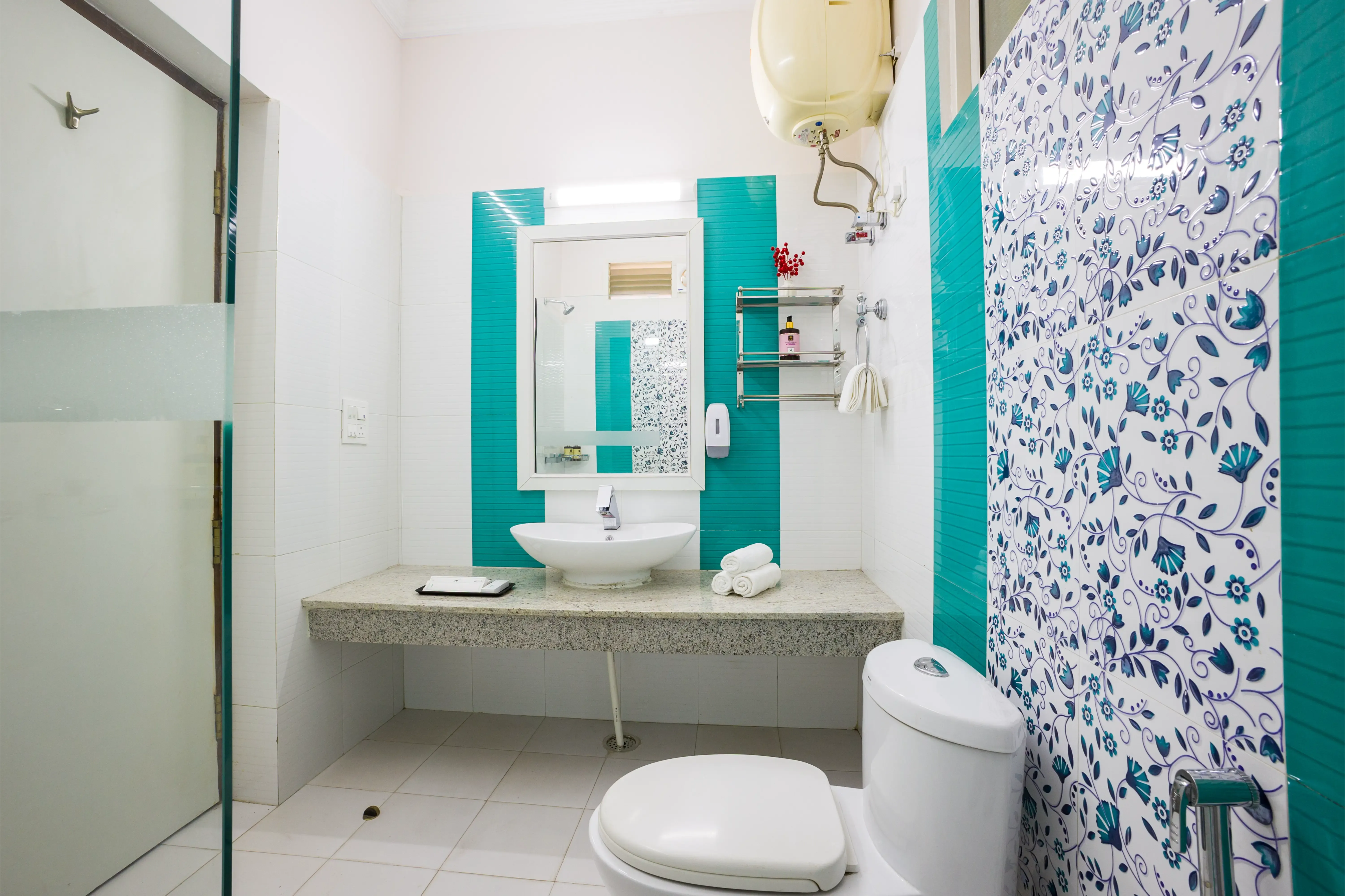 Captain’s Nest | 3-BHK Hilltop Hideaway With Garden & Scenic Views — photo 24