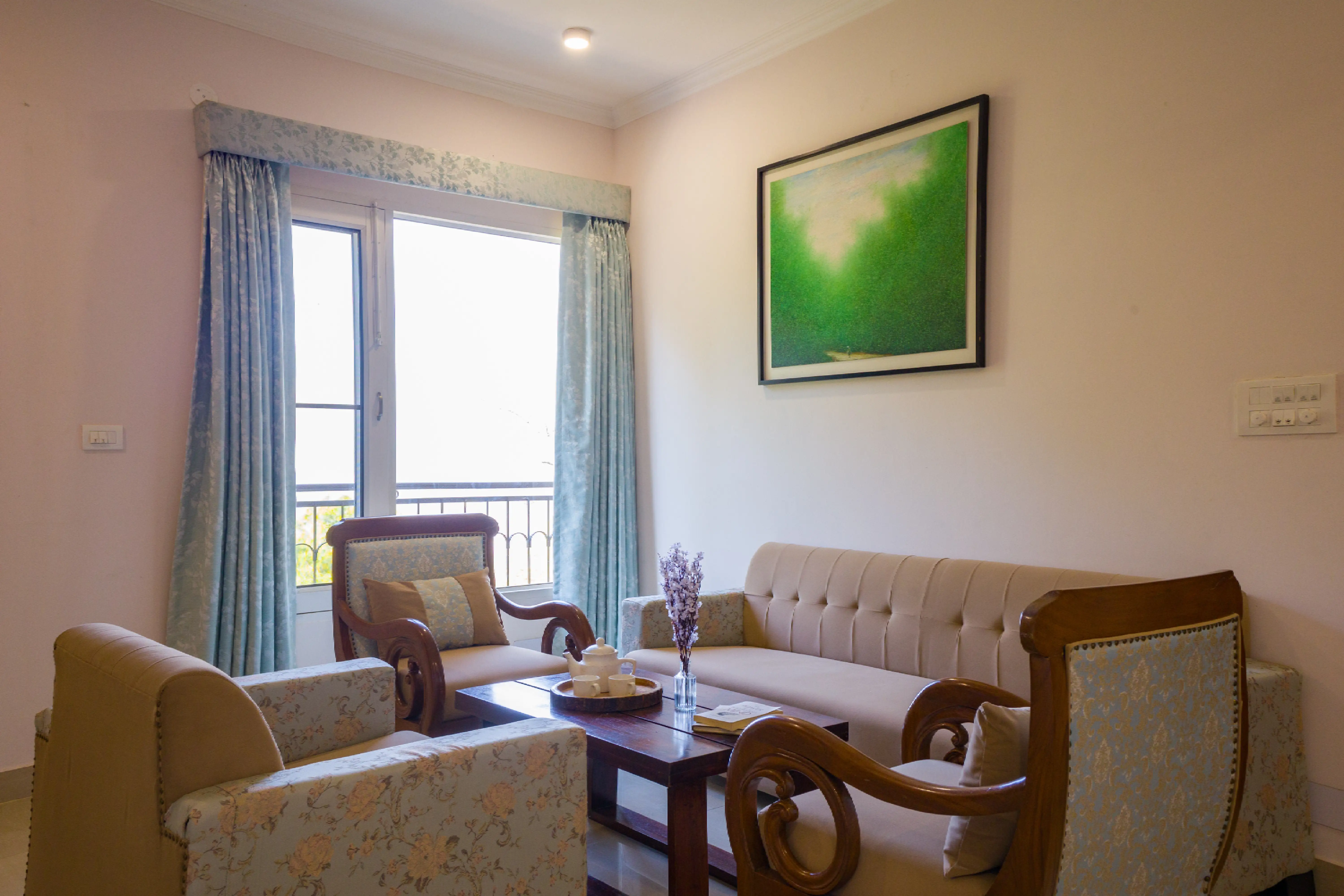 Captain’s Nest | 3-BHK Hilltop Hideaway With Garden & Scenic Views — photo 9