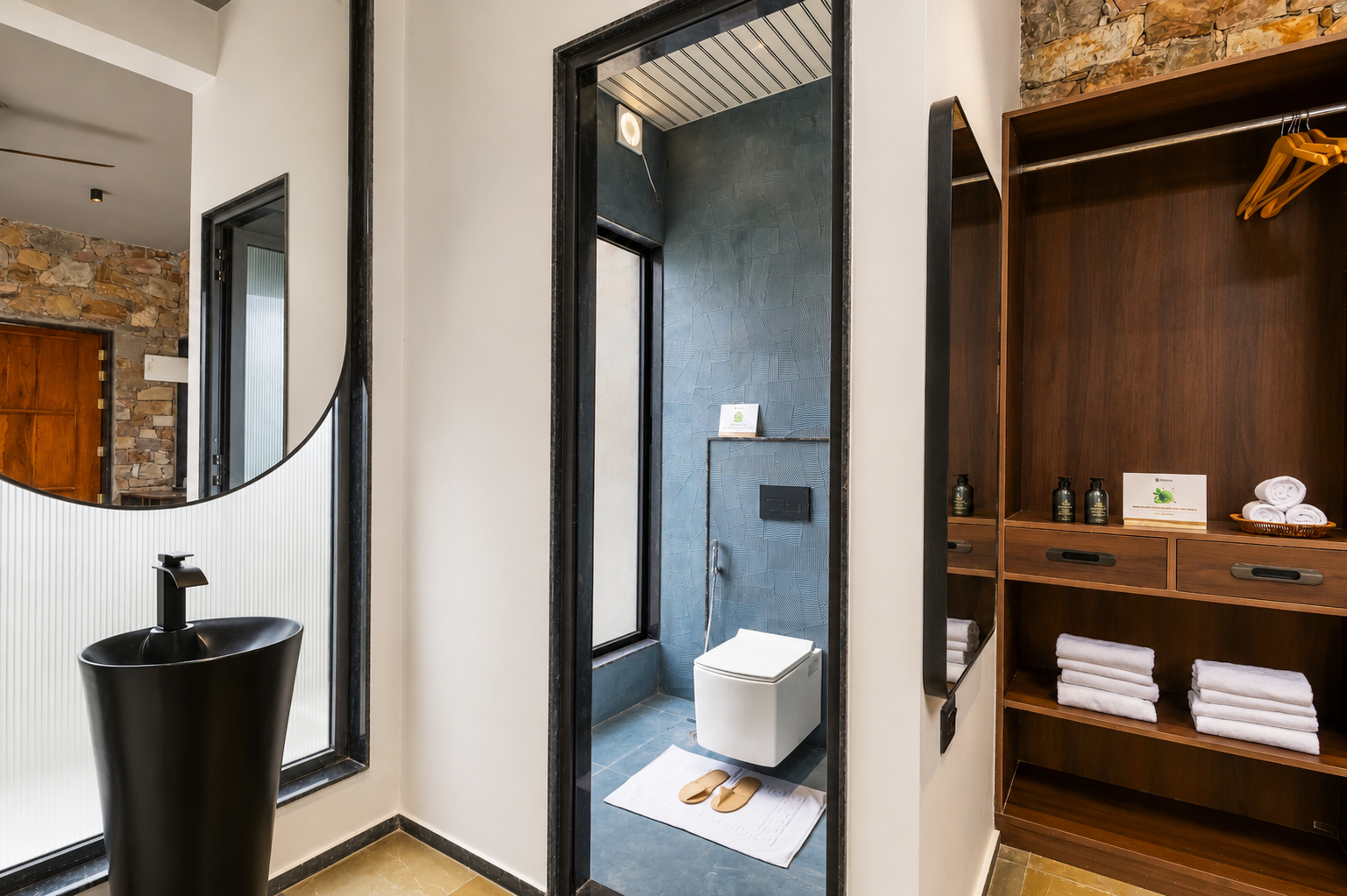 Hathnoda Bagh Cascade | Cottage within a Mini Resort with Open Shower, Shared Pool, Restaurant, Sit Out & Garden — photo 11