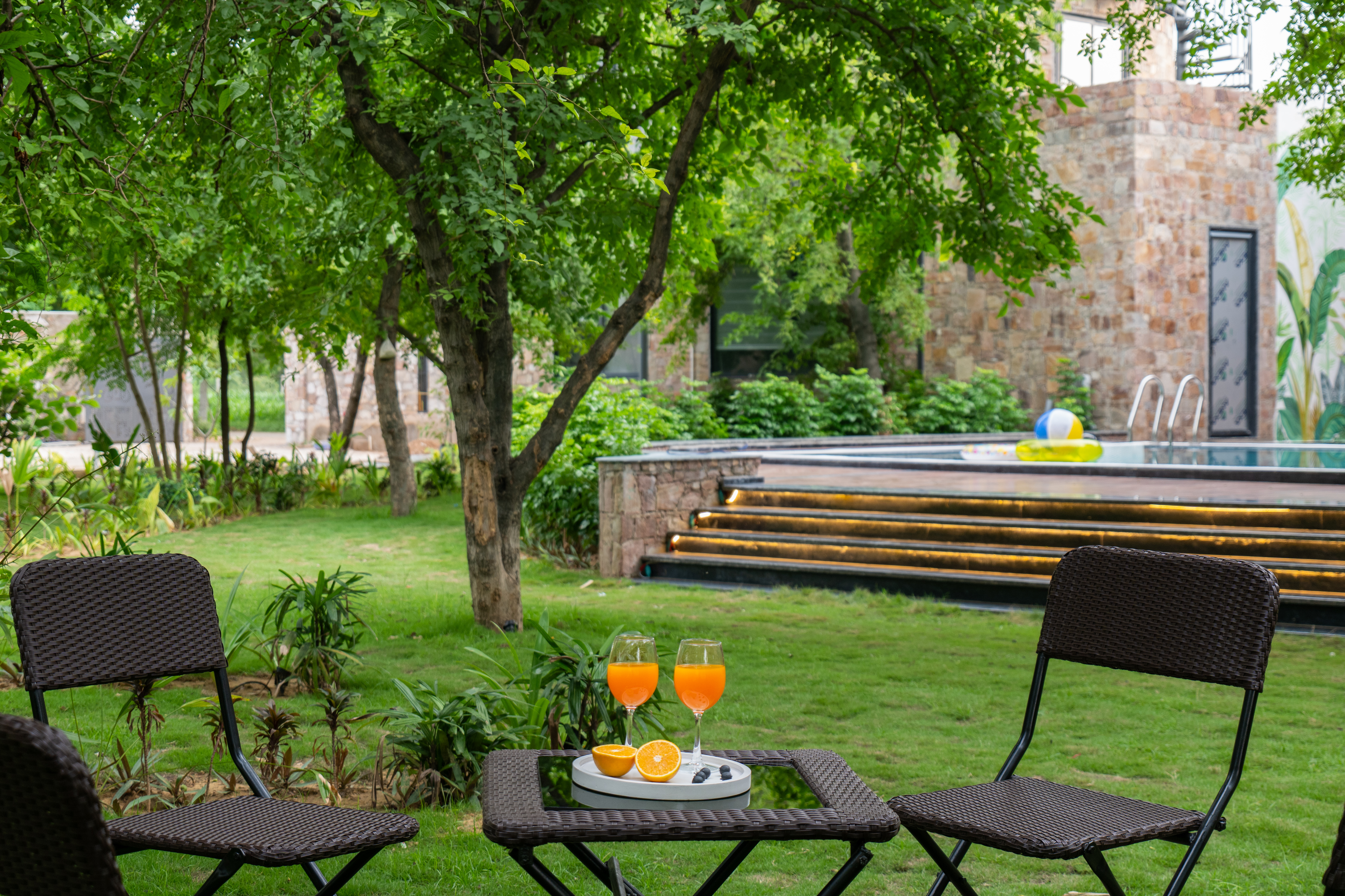 Hathnoda Bagh Cascade | Cottage within a Mini Resort with Open Shower, Shared Pool, Restaurant, Sit Out & Garden — photo 7