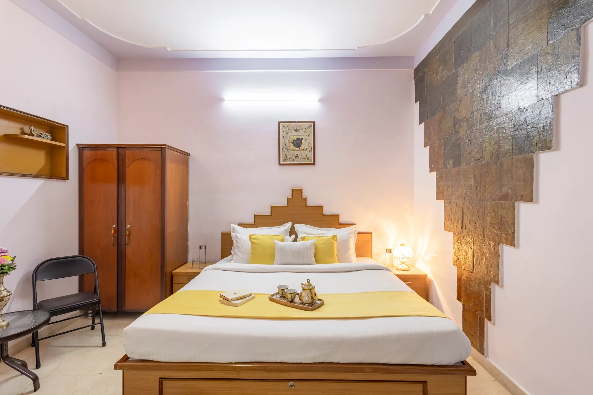 Abhimanyu Mansion Pearl | A 6-BHK Manor With Rajasthani Charm & a Garden In City’s Heart — photo 28