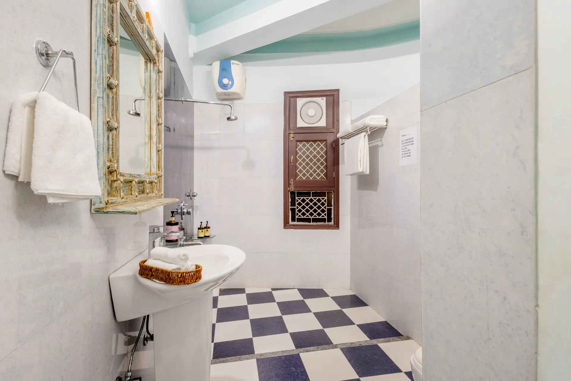 Abhimanyu Mansion Pearl | A 6-BHK Manor With Rajasthani Charm & a Garden In City’s Heart — photo 23