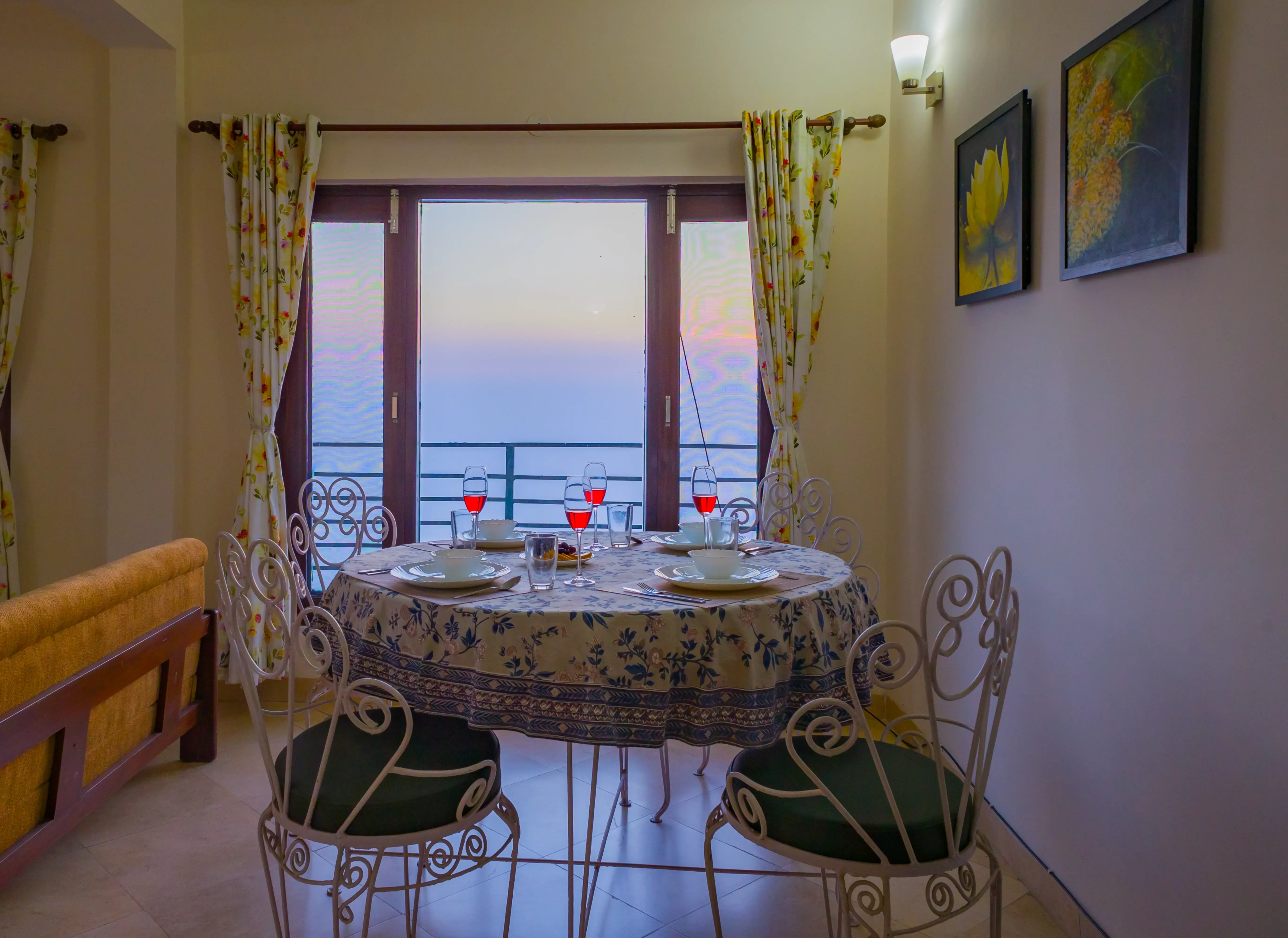 Pine View Cottage | Pet-friendly 3-BHK Himalayan Retreat with Scenic Sit-Out Areas — photo 21
