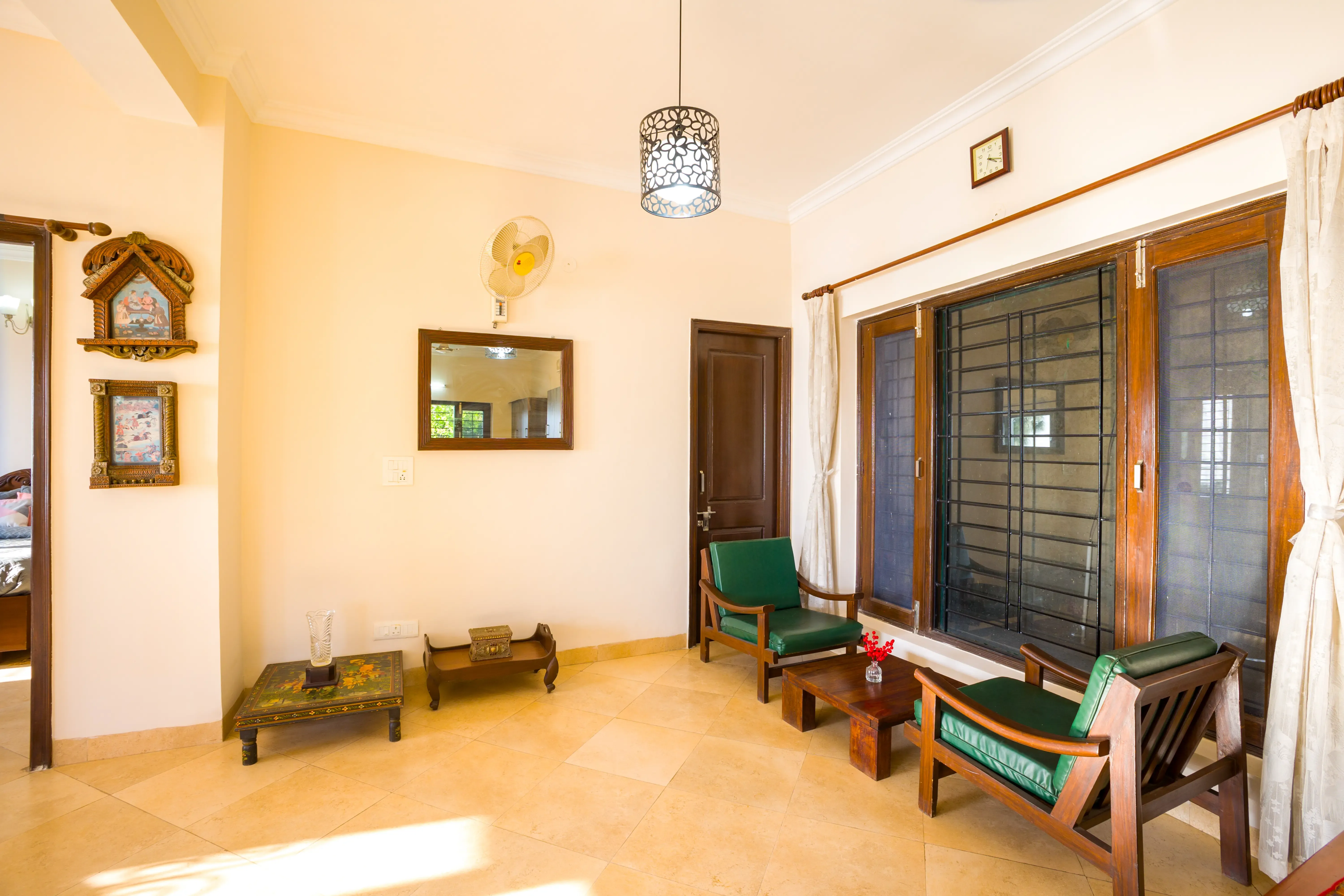 Pine View Cottage | Pet-friendly 3-BHK Himalayan Retreat with Scenic Sit-Out Areas — photo 12
