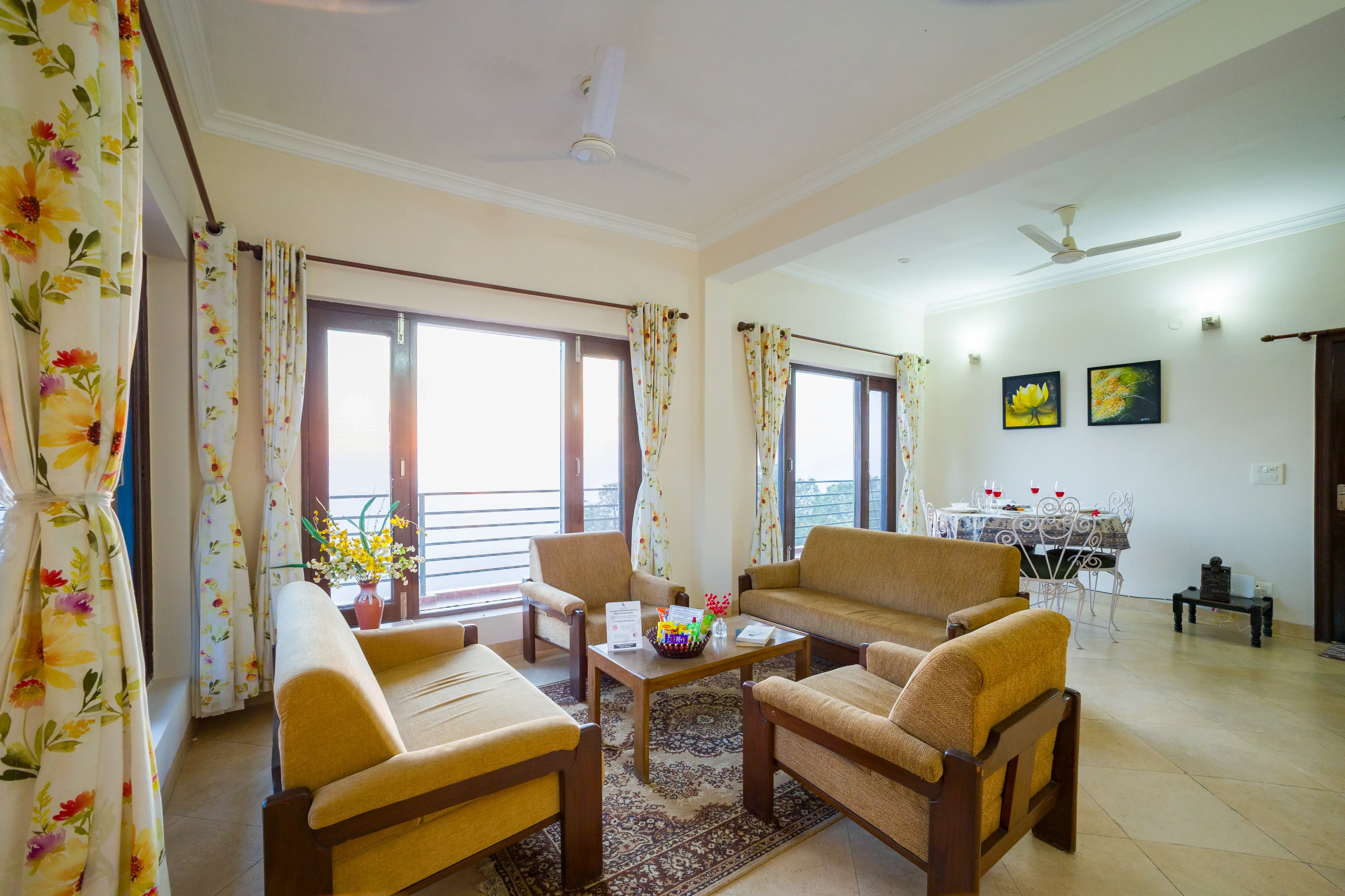 Pine View Cottage | Pet-friendly 3-BHK Himalayan Retreat with Scenic Sit-Out Areas — photo 4