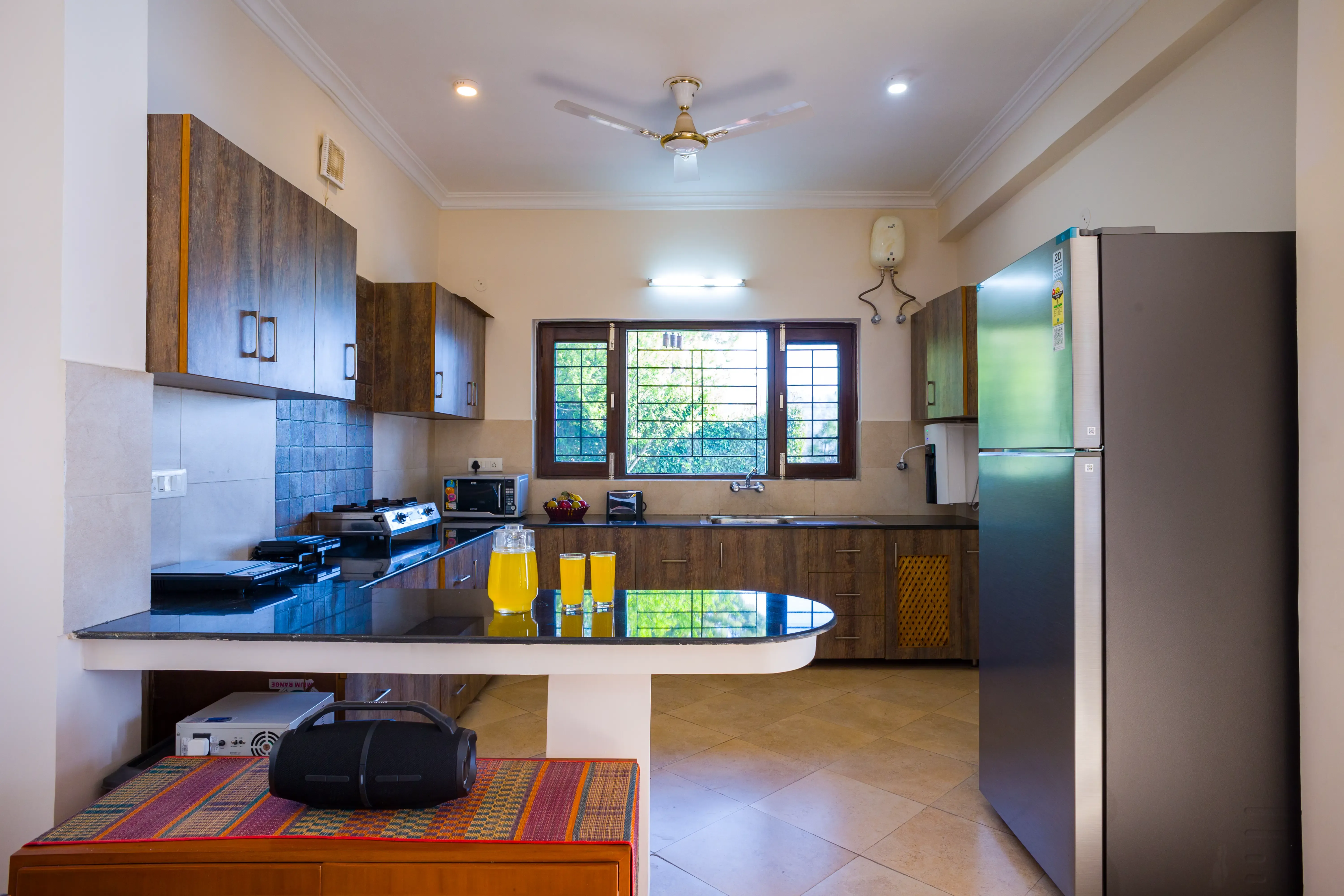 Pine View Cottage | Pet-friendly 3-BHK Himalayan Retreat with Scenic Sit-Out Areas — photo 23