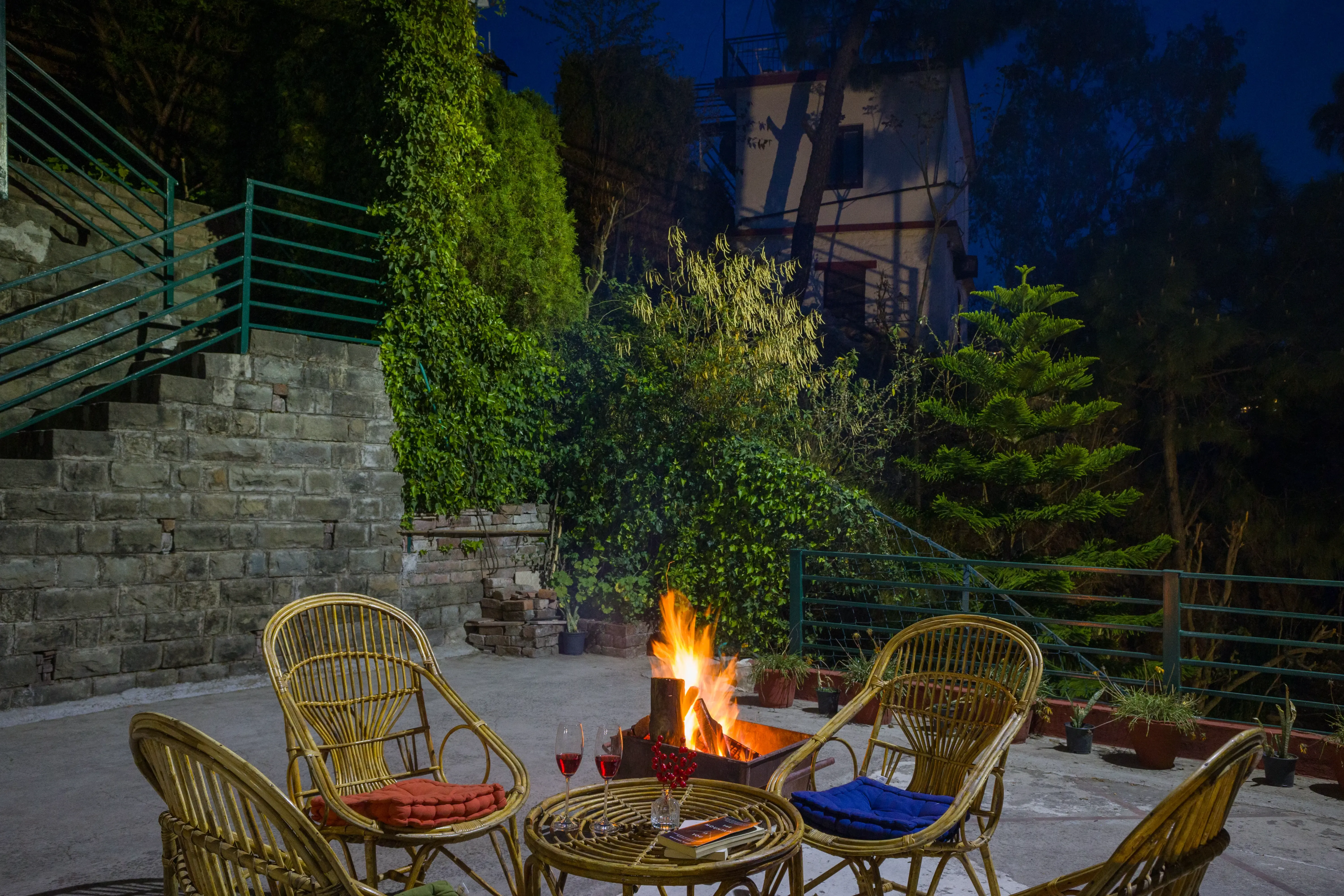 Pine View Cottage | Pet-friendly 3-BHK Himalayan Retreat with Scenic Sit-Out Areas — photo 7