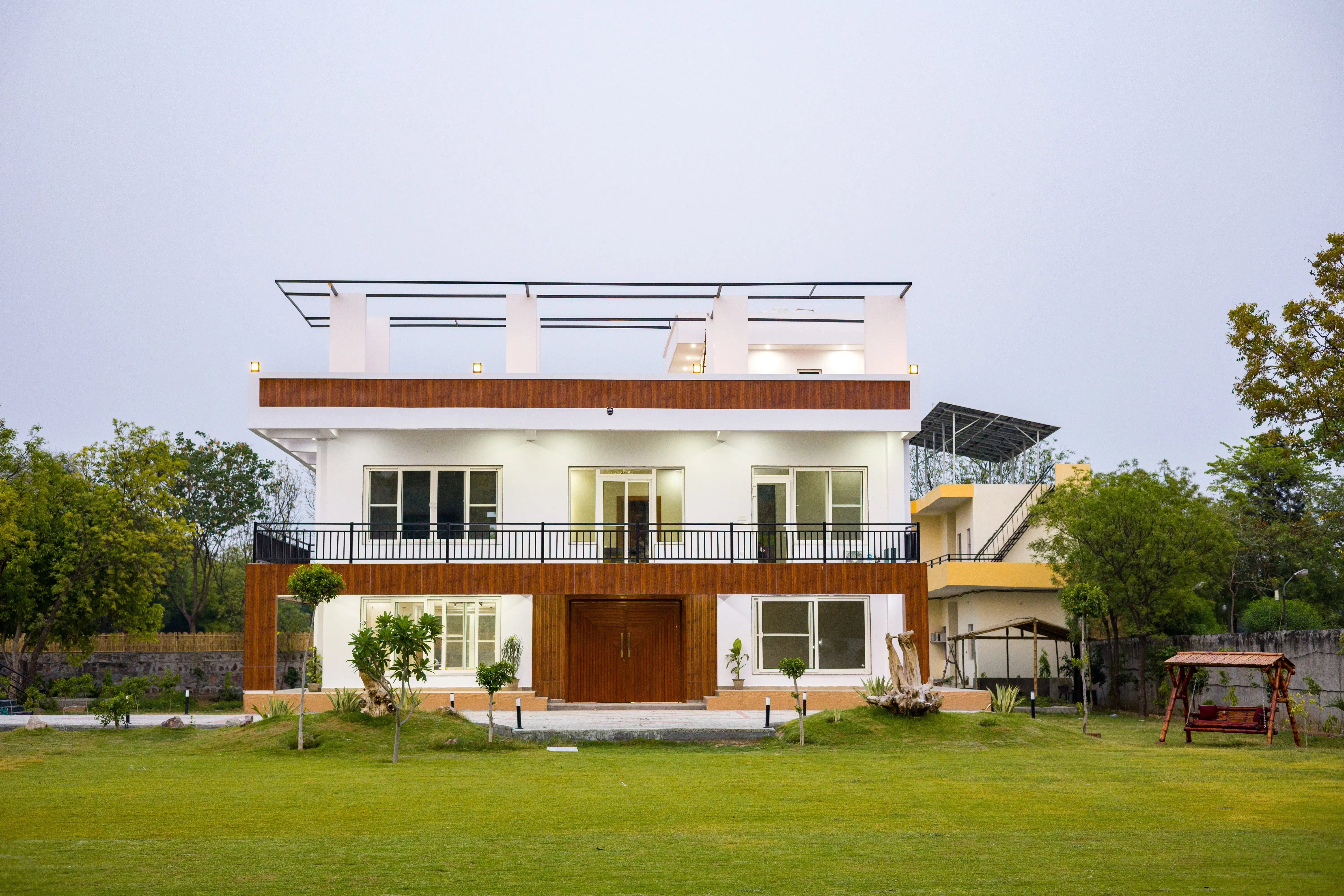 Amber Villa | 3-BHK Retreat With Pvt Pool, Game Room & Studio Rooms — photo 8