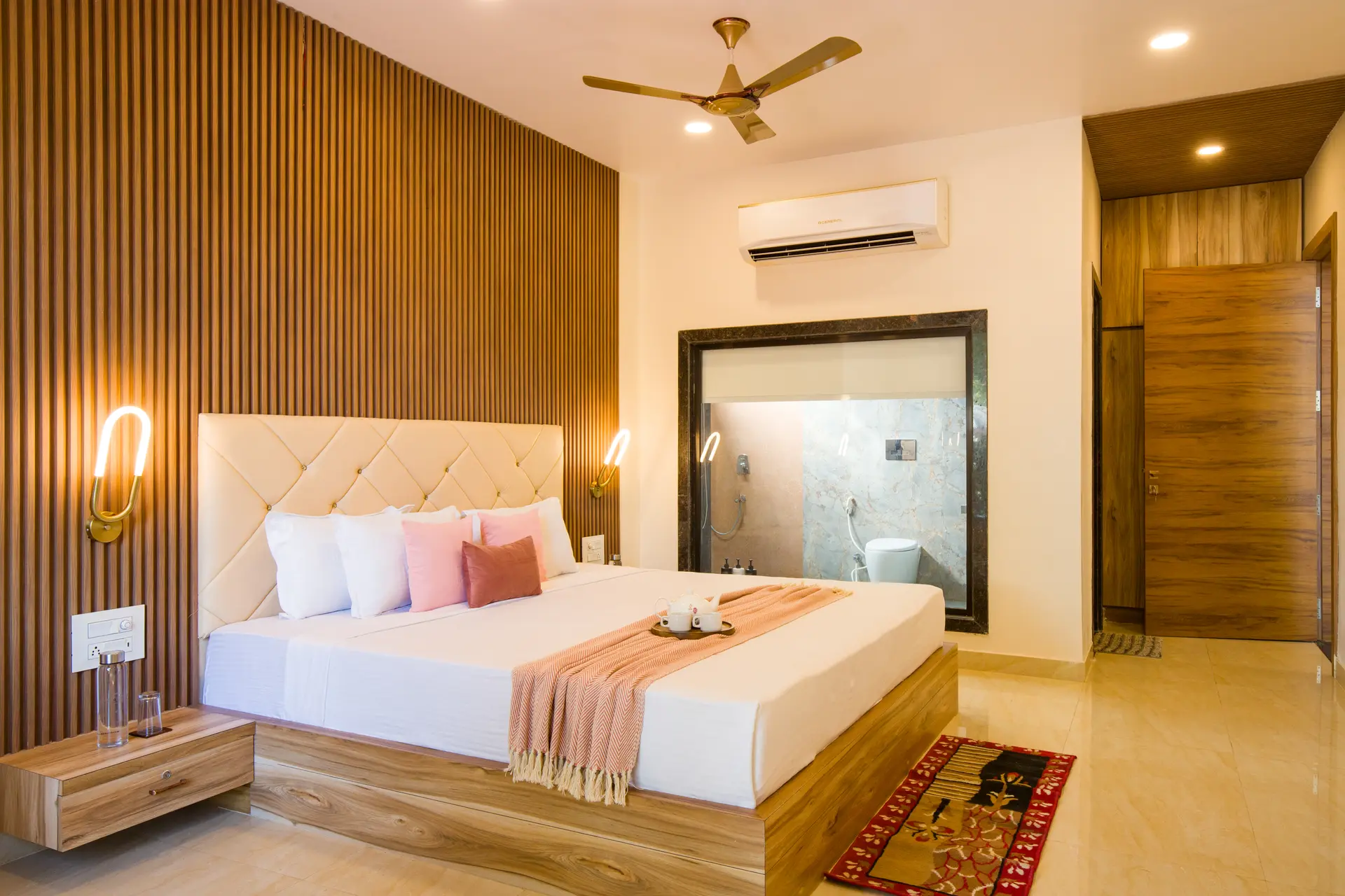Roohmon’s Farm | Exquisite 5-BHK Retreat With Private Pool, Garden & Bar — photo 16