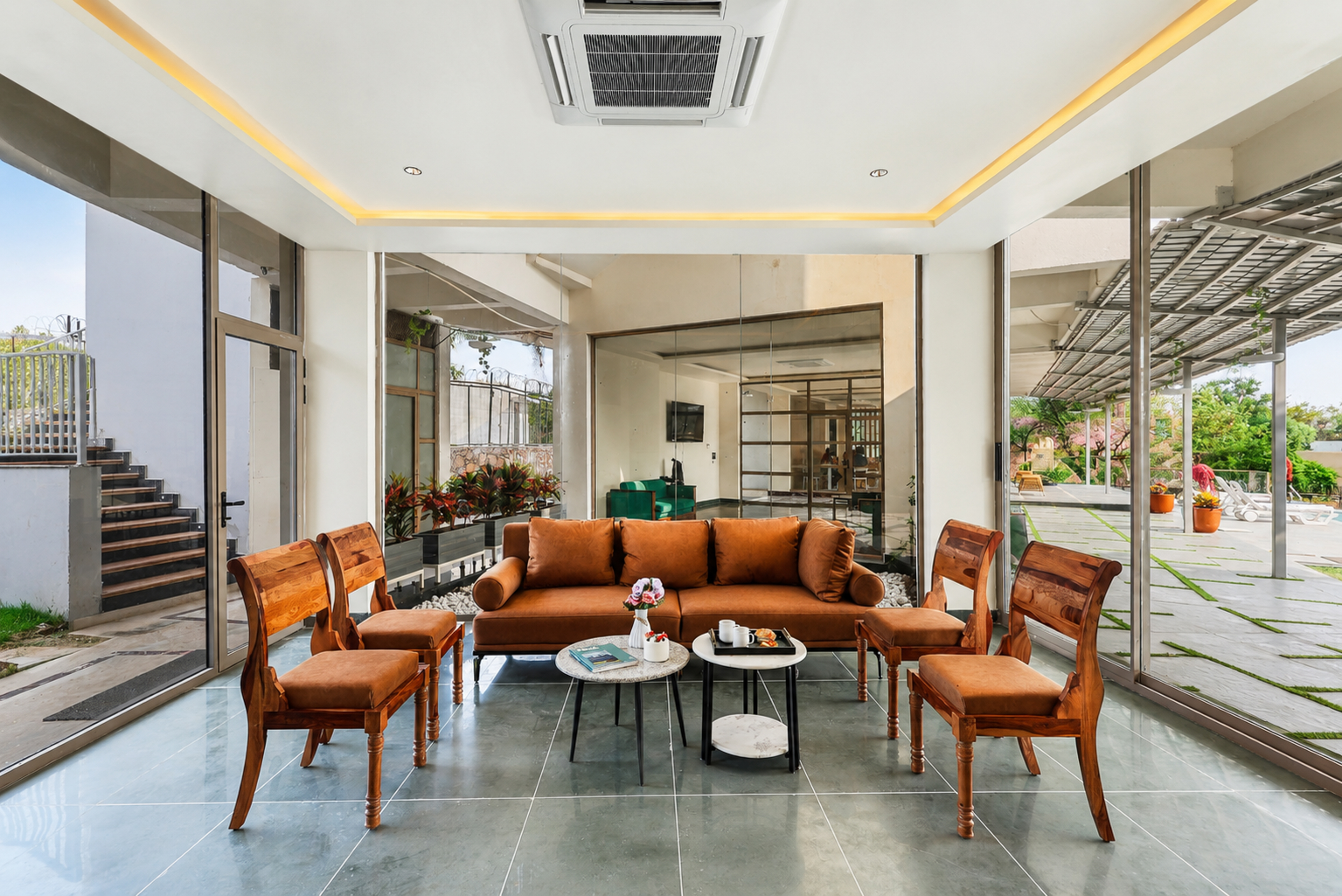 Miran by the lake | Pet-Friendly Boutique Room with Lake View, Infinity Edge Pool, Activity Room & Garden — photo 17