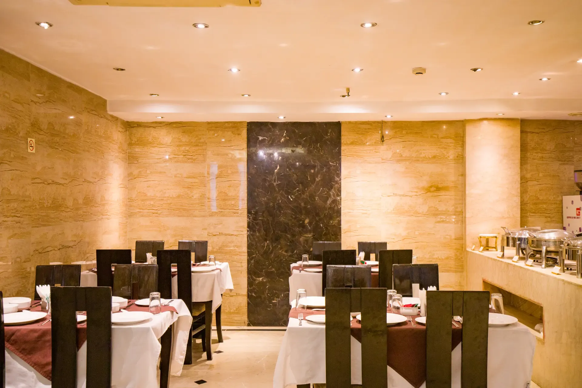 Emperor Palms | Premium | Restaurant | Lift — photo 8