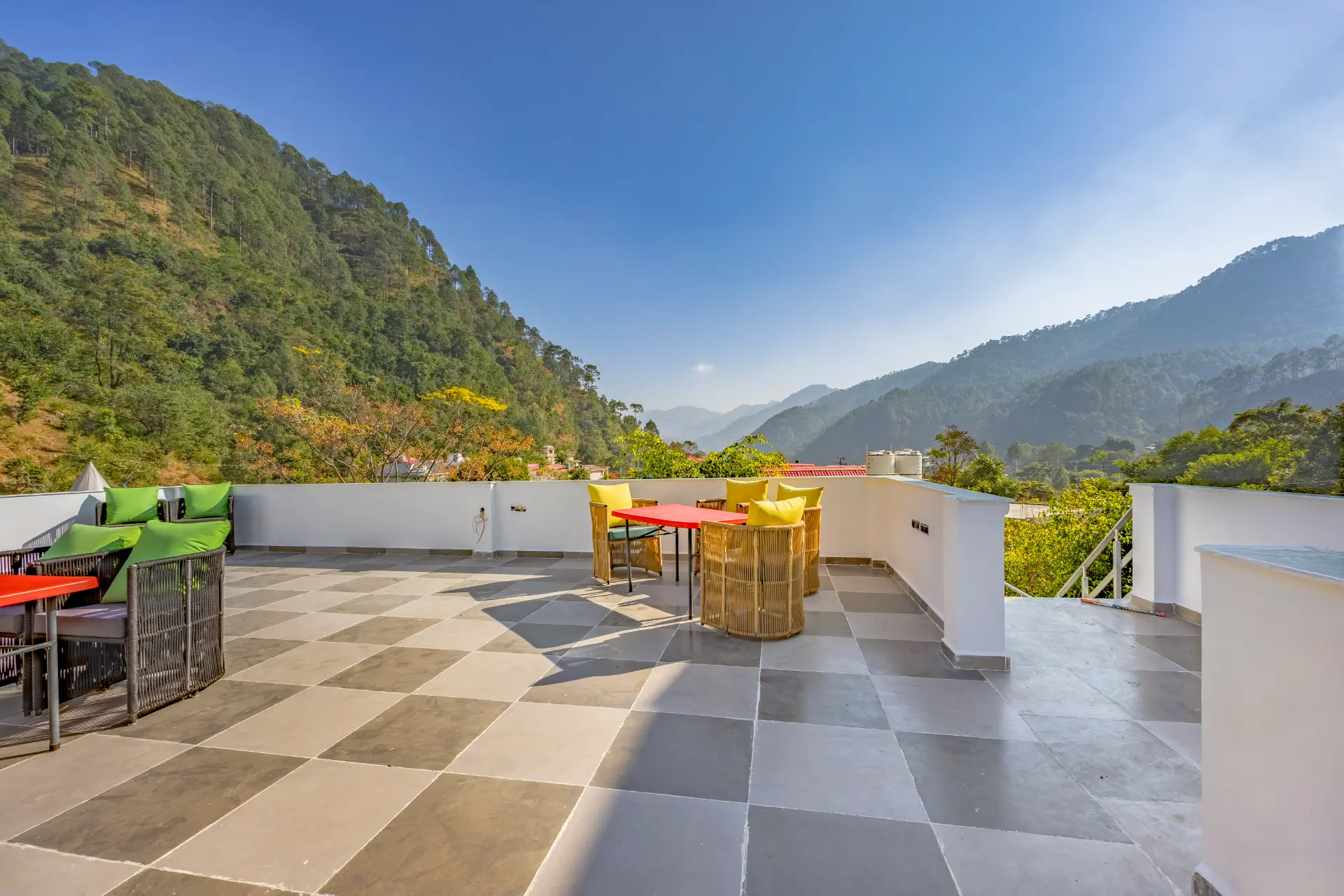 Kingdom Heartz | Cosy Pet-friendly Studio Apartment With Balcony, Common Pool, Common Garden & Restaurant — photo 28