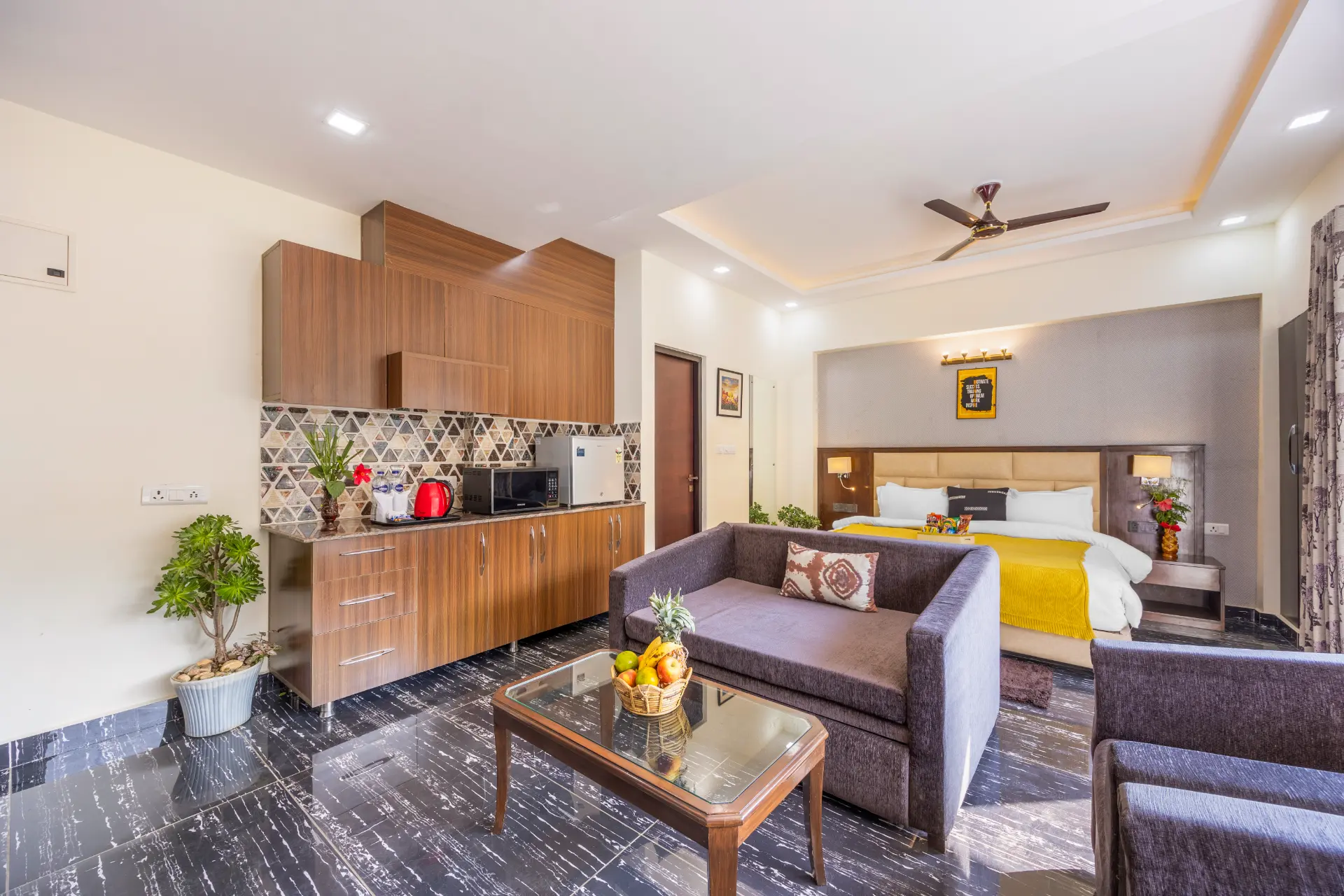 Kingdom Heartz | Cosy Pet-friendly Studio Apartment With Balcony, Common Pool, Common Garden & Restaurant — photo 17