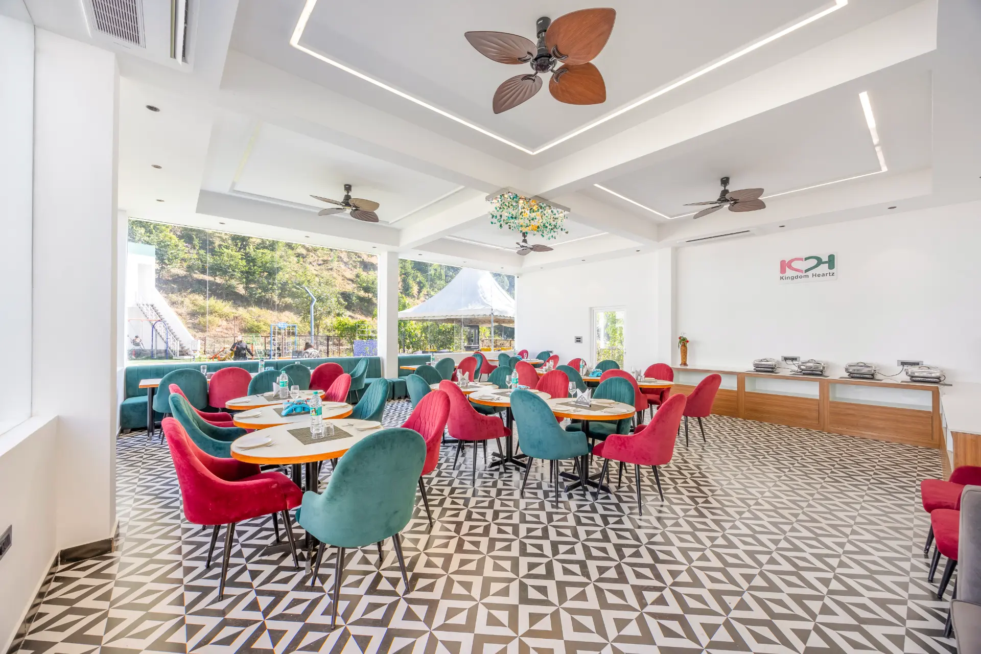 Kingdom Heartz | Cosy Pet-friendly Studio Apartment With Balcony, Common Pool, Common Garden & Restaurant — photo 27