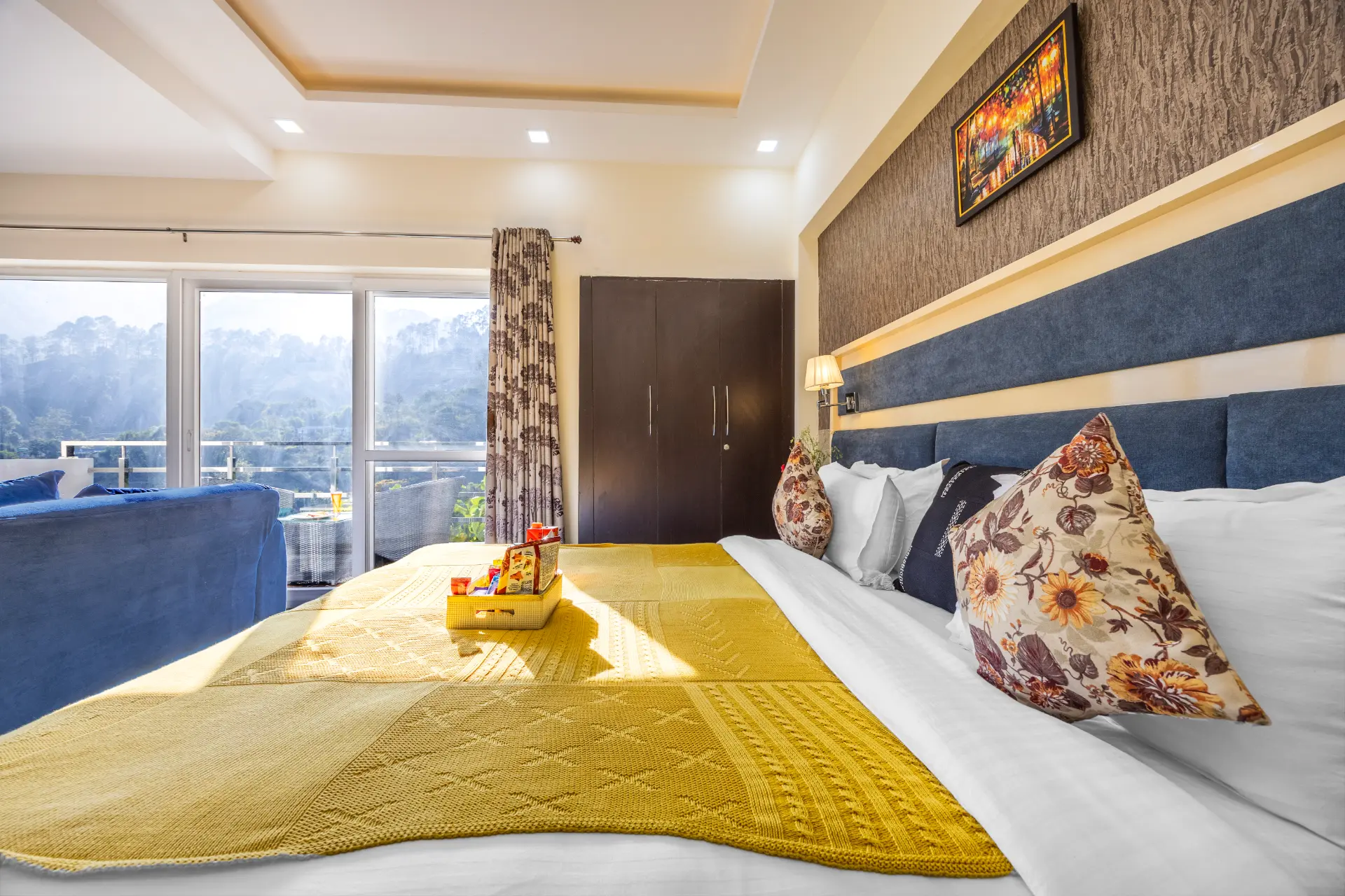 Kingdom Heartz | Cosy Pet-friendly Studio Apartment With Balcony, Common Pool, Common Garden & Restaurant — photo 11