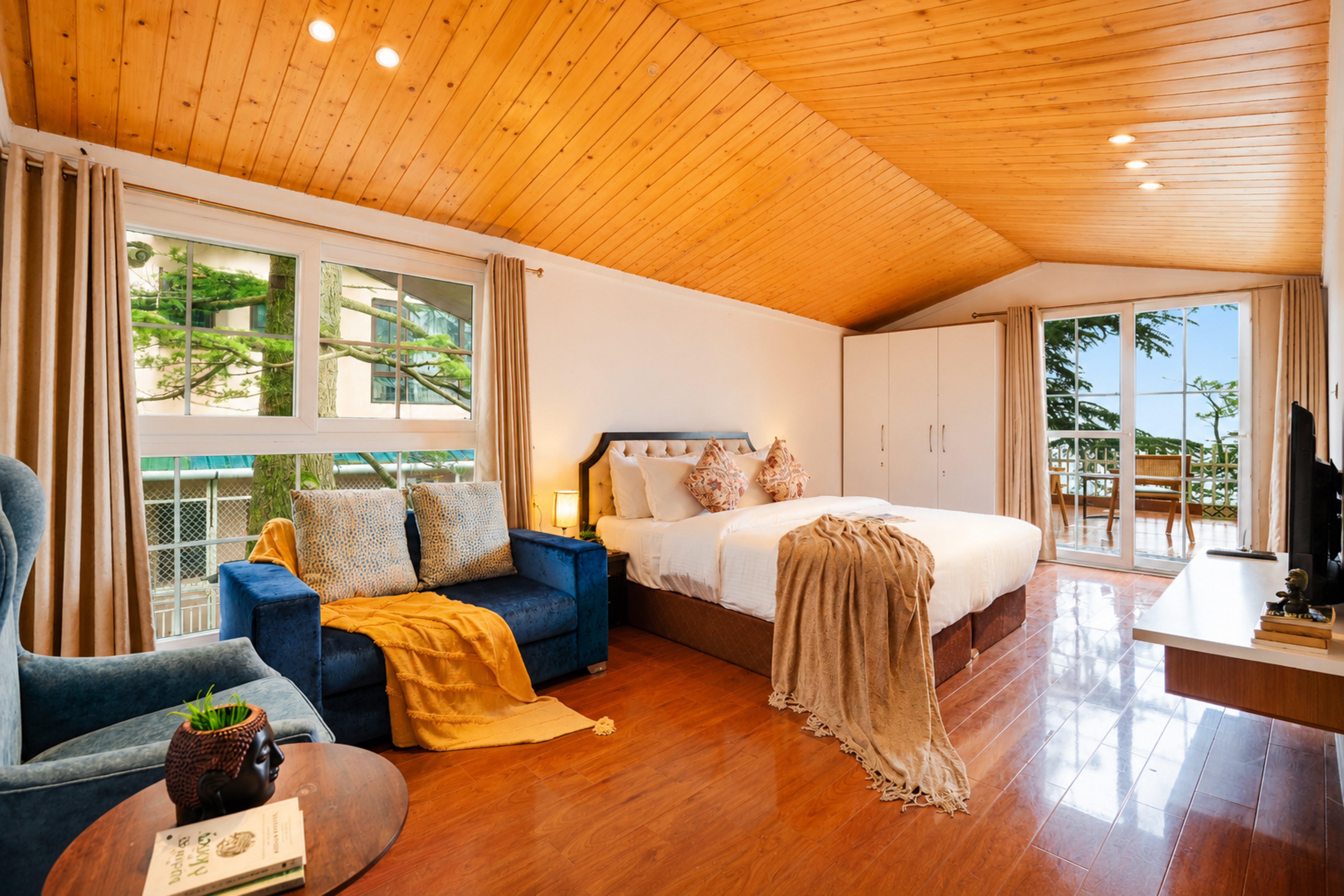 Fir Holiday In Homestay | Pet-Friendly 4 BHK Attic Apartment with Private Balconies, Forest View, Reception & Indoor Games — photo 25