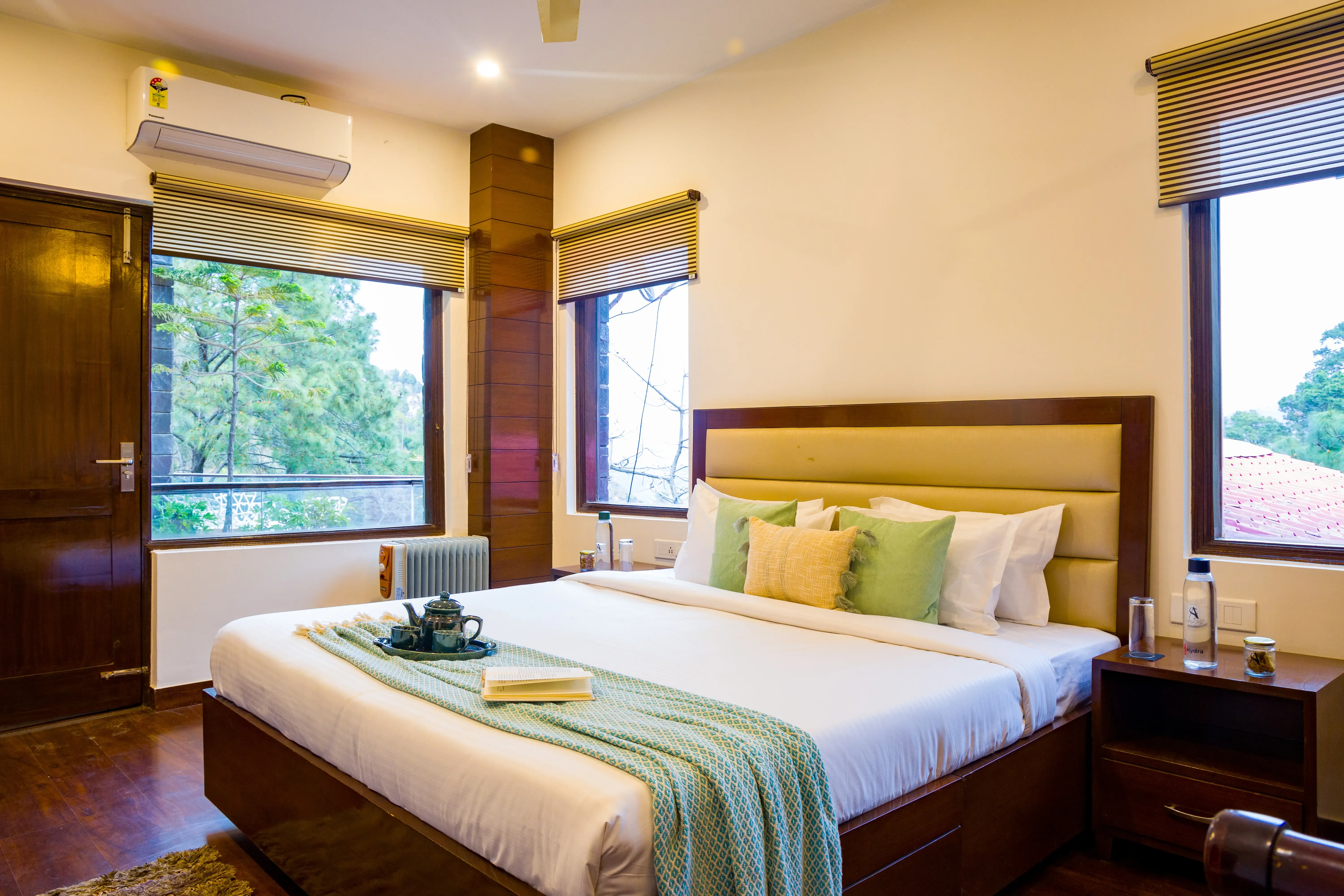 Kasauli Woods Cottage | Hillside 3-BHK Retreat With Outdoor Lounge, Balcony & Scenic Views — photo 25