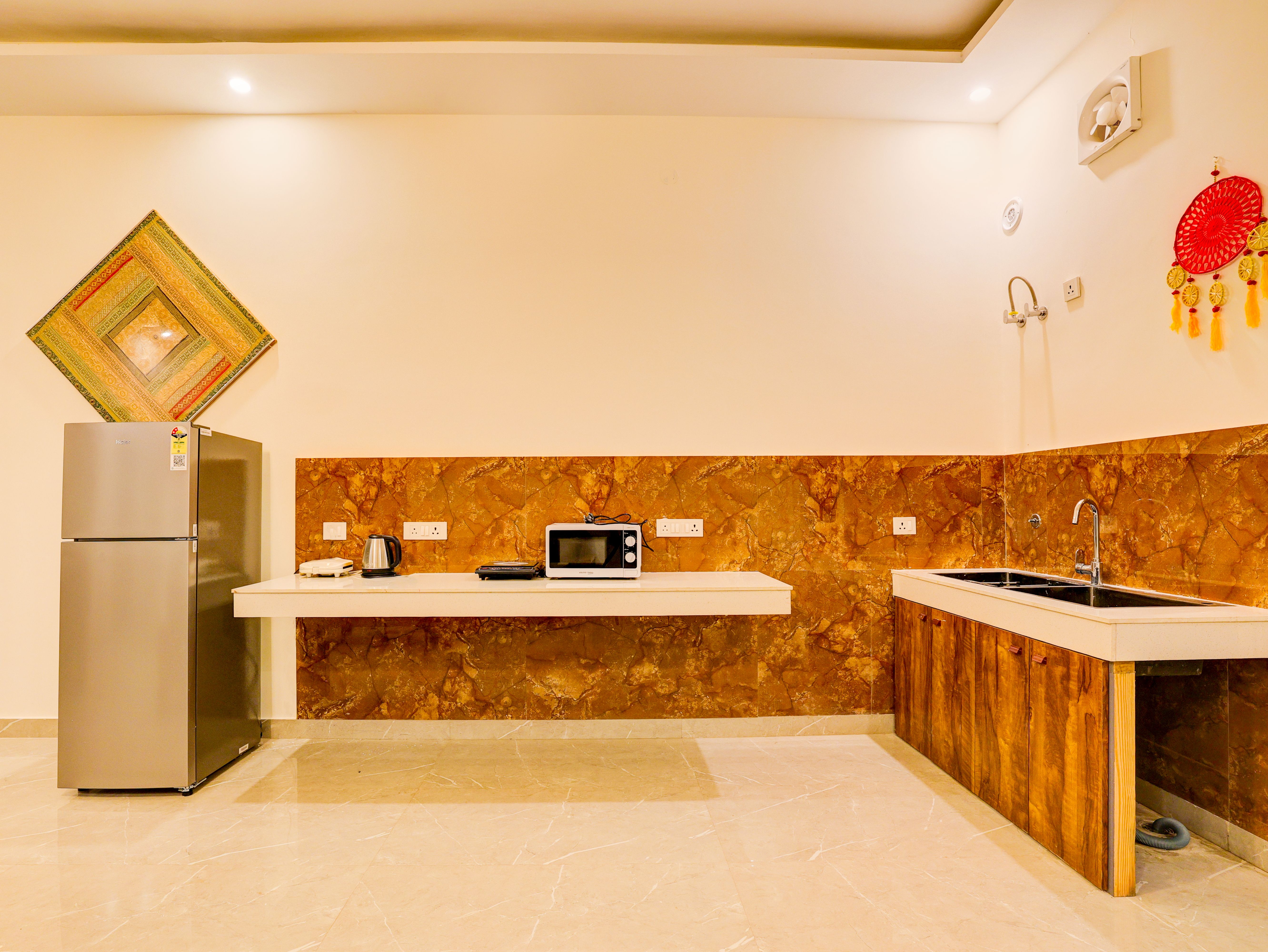 Lustra | 3-BHK Farmhouse With Private Pool, Lawn, Terrace & Bonfire | Near Mini Ladakh — photo 12