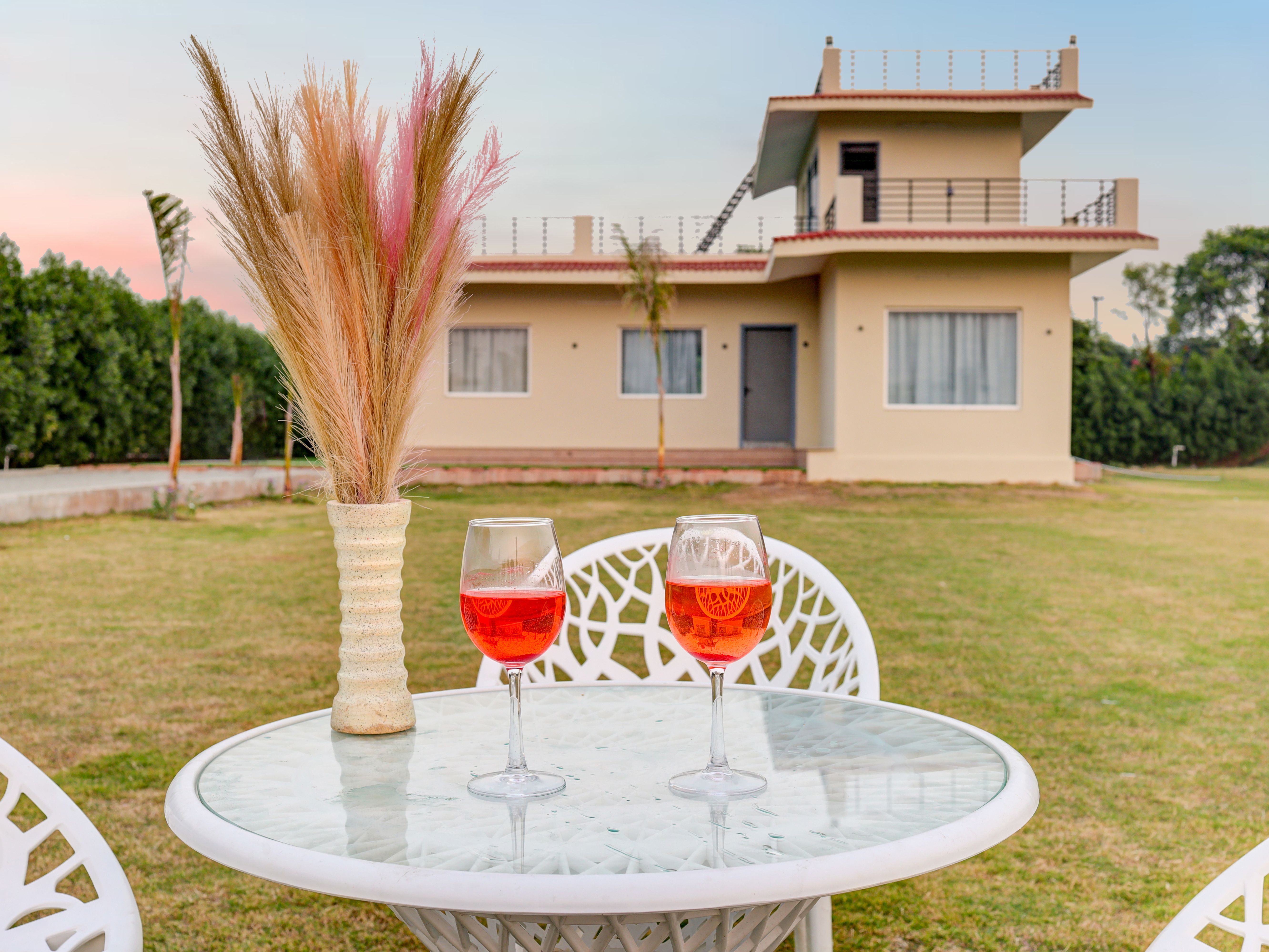 Lustra | 3-BHK Farmhouse With Private Pool, Lawn, Terrace & Bonfire | Near Mini Ladakh — photo 24