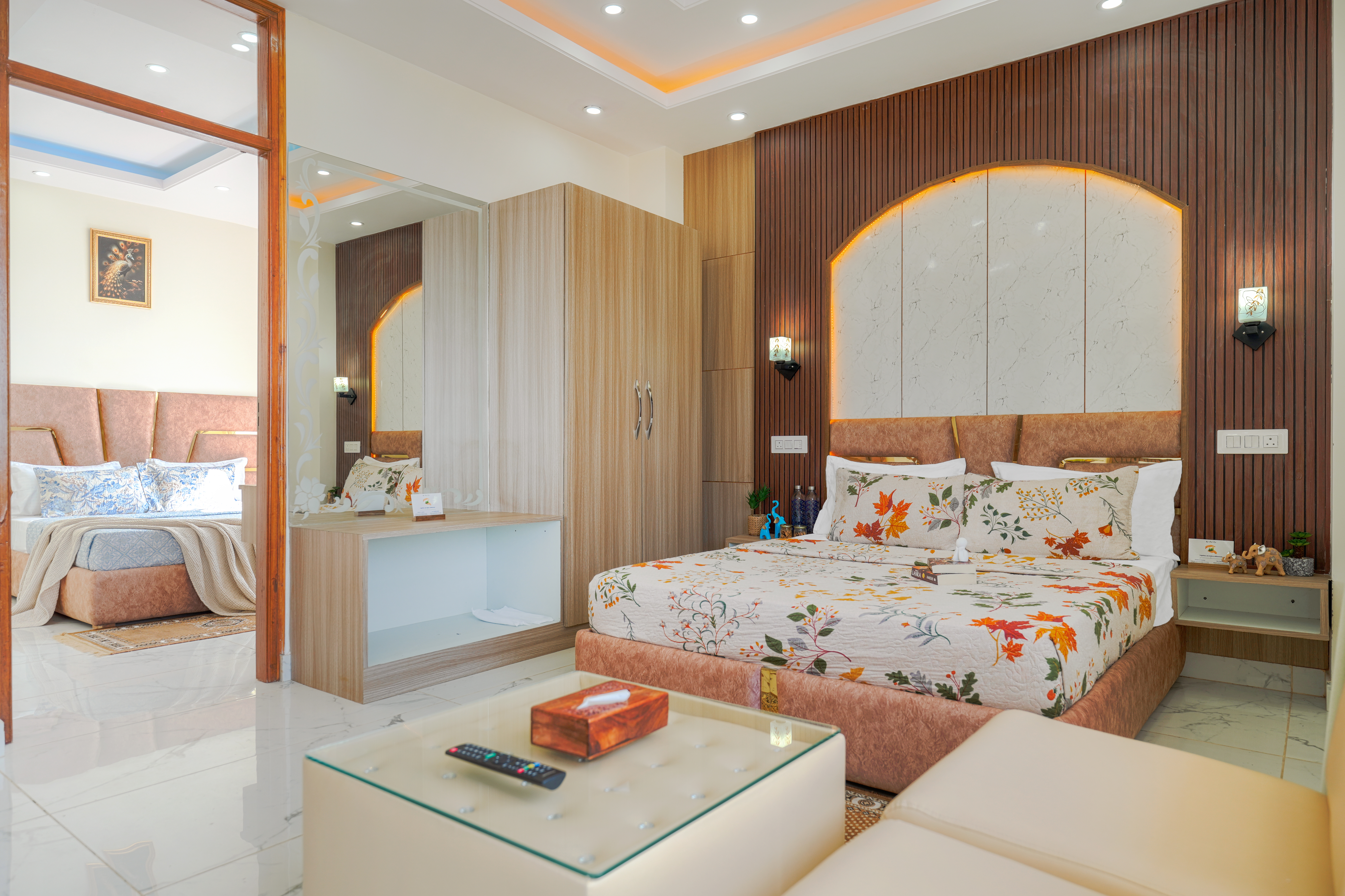 The Ridgeview Retreat Amelia | Hillside 2-Room Suite with Private Balcony, Bathtub & Restro | Near Naldehra Golf Course | Pet-friendly — photo 14
