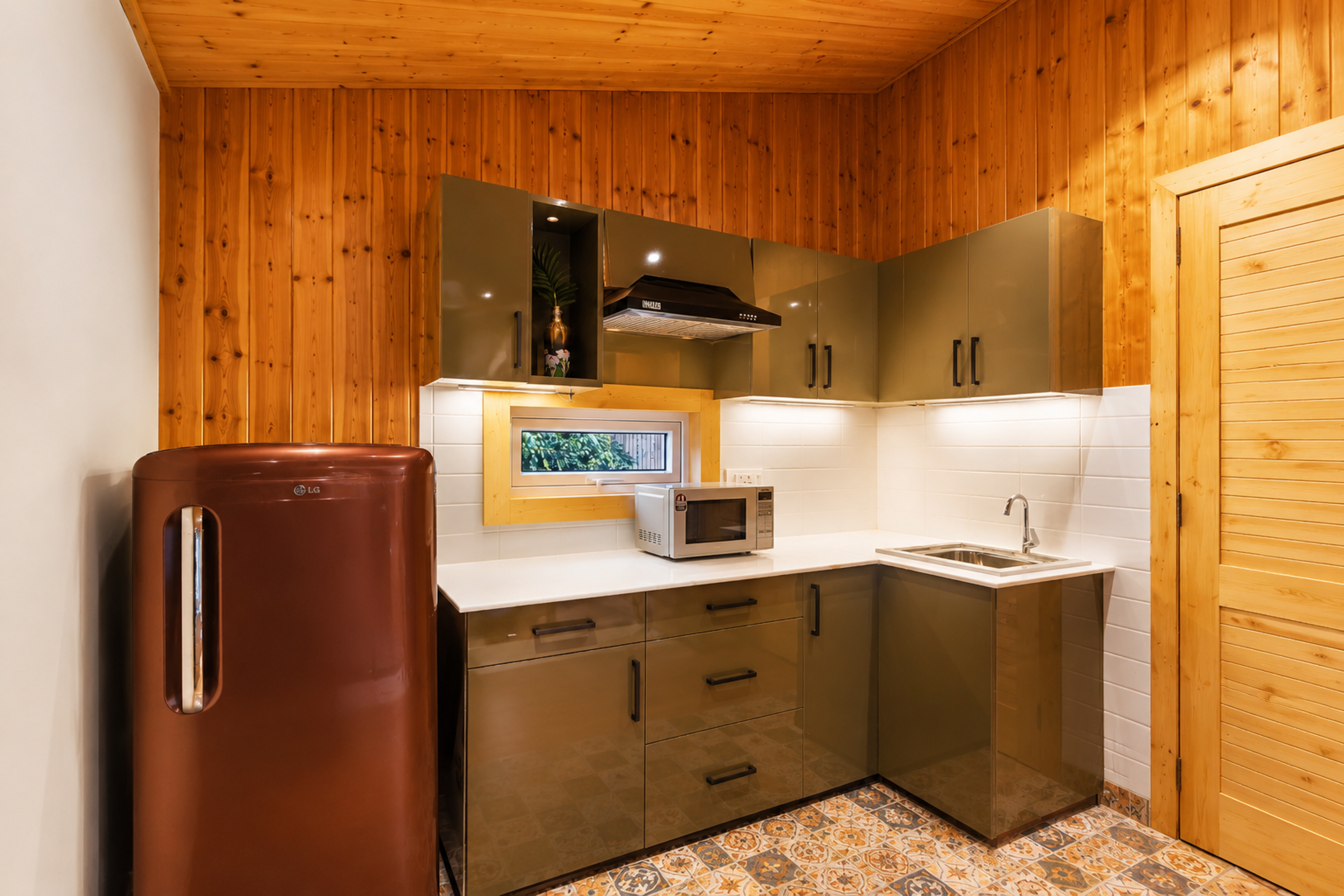 Alora in the Hills Dewfall | Pet-friendly 1-BHK with Jacuzzi, Shared Garden & TT Table — photo 17