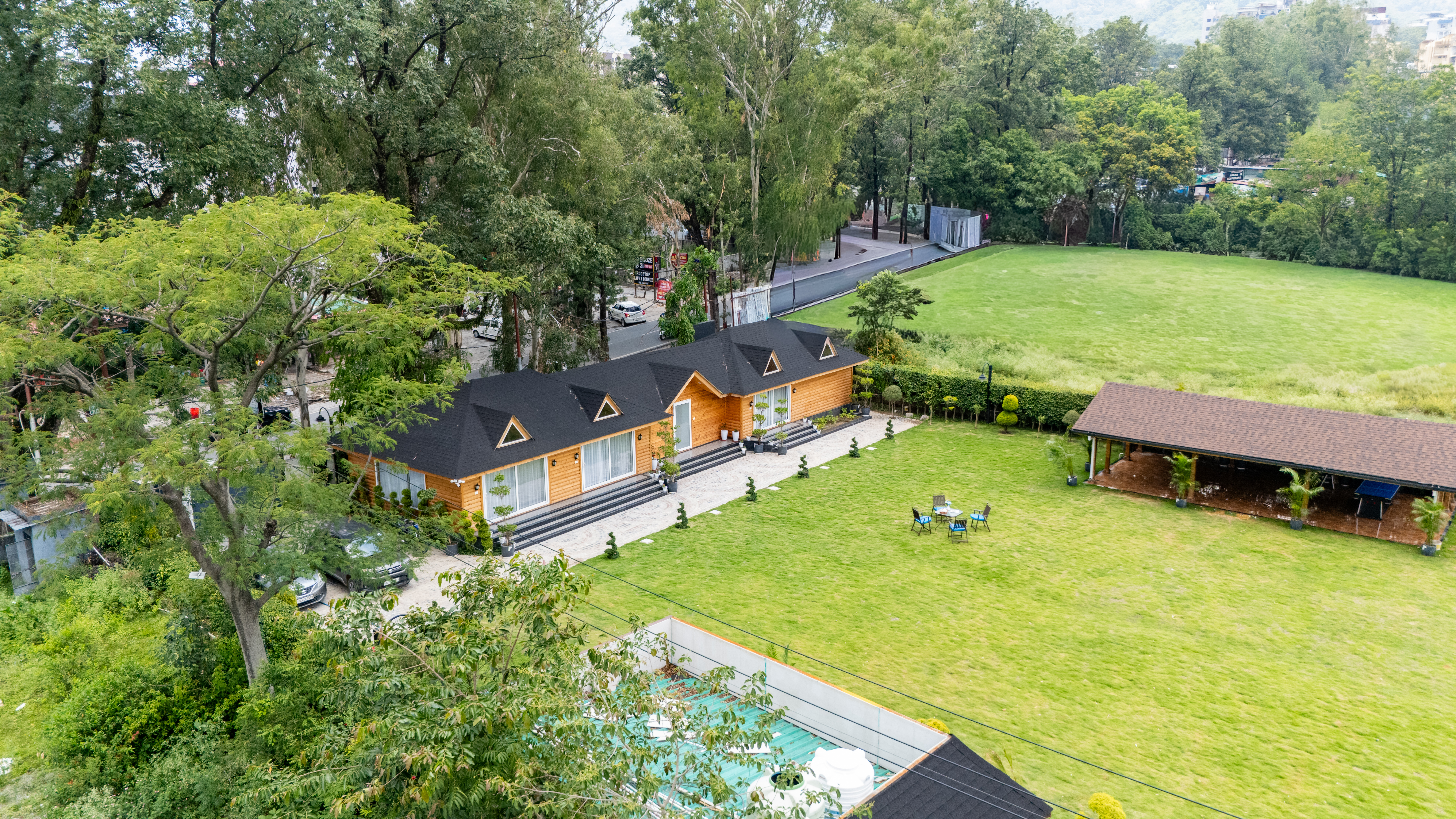 Alora in the Hills Dewfall | Pet-friendly 1-BHK with Jacuzzi, Shared Garden & TT Table — photo 7