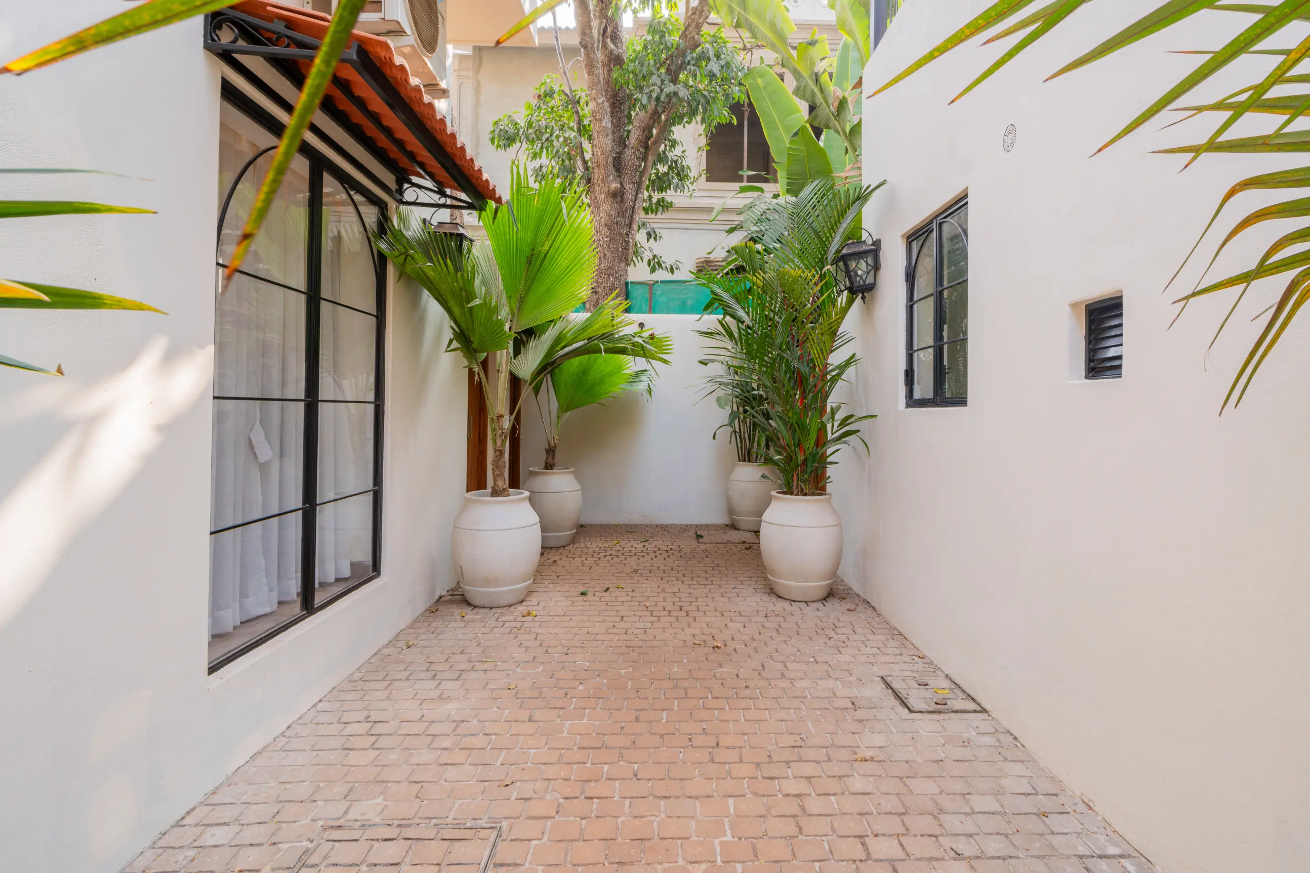 Bogenvilla | Luxe 3-BHK Villa Near Popular Beaches With Private Pool — photo 11