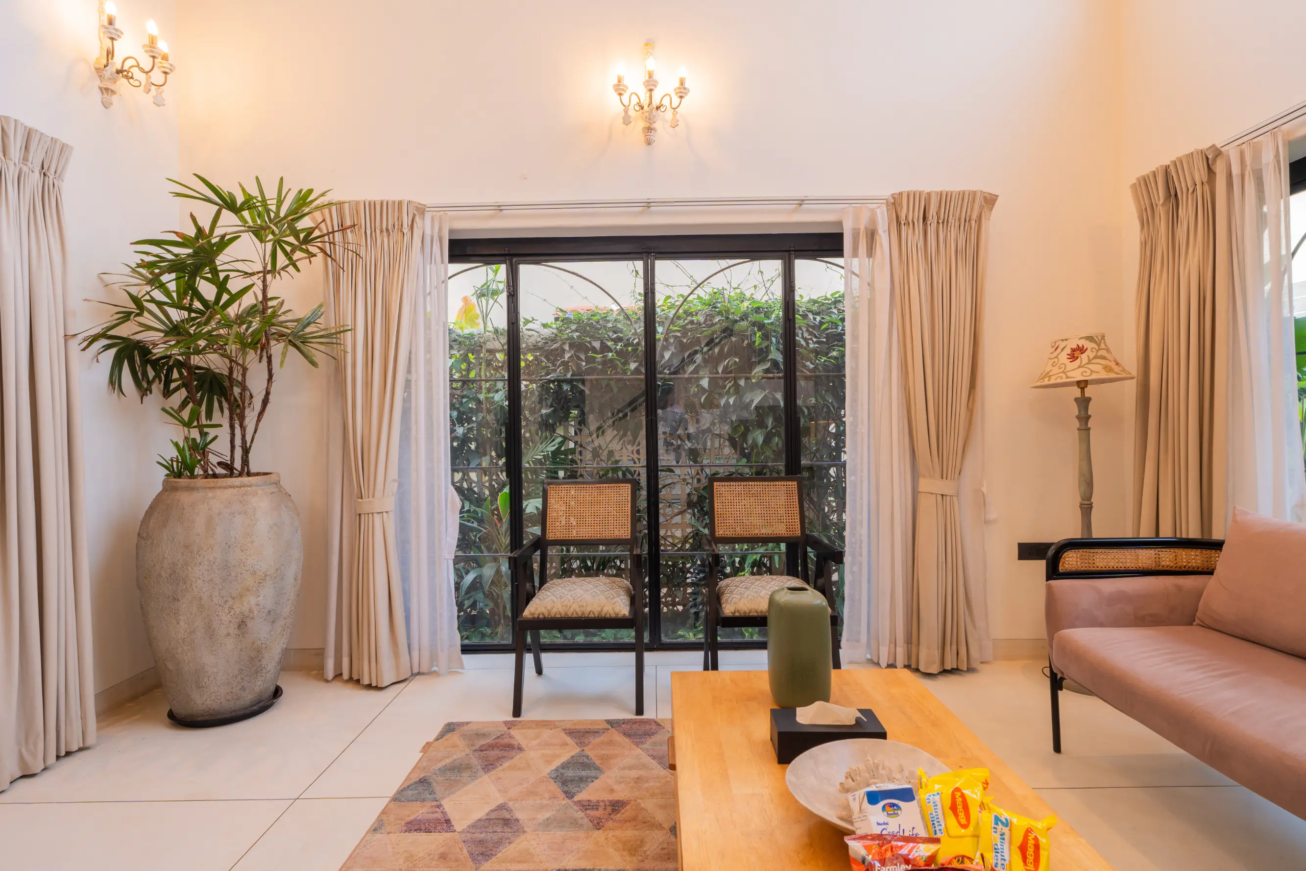 Bogenvilla | Luxe 3-BHK Villa Near Popular Beaches With Private Pool — photo 2