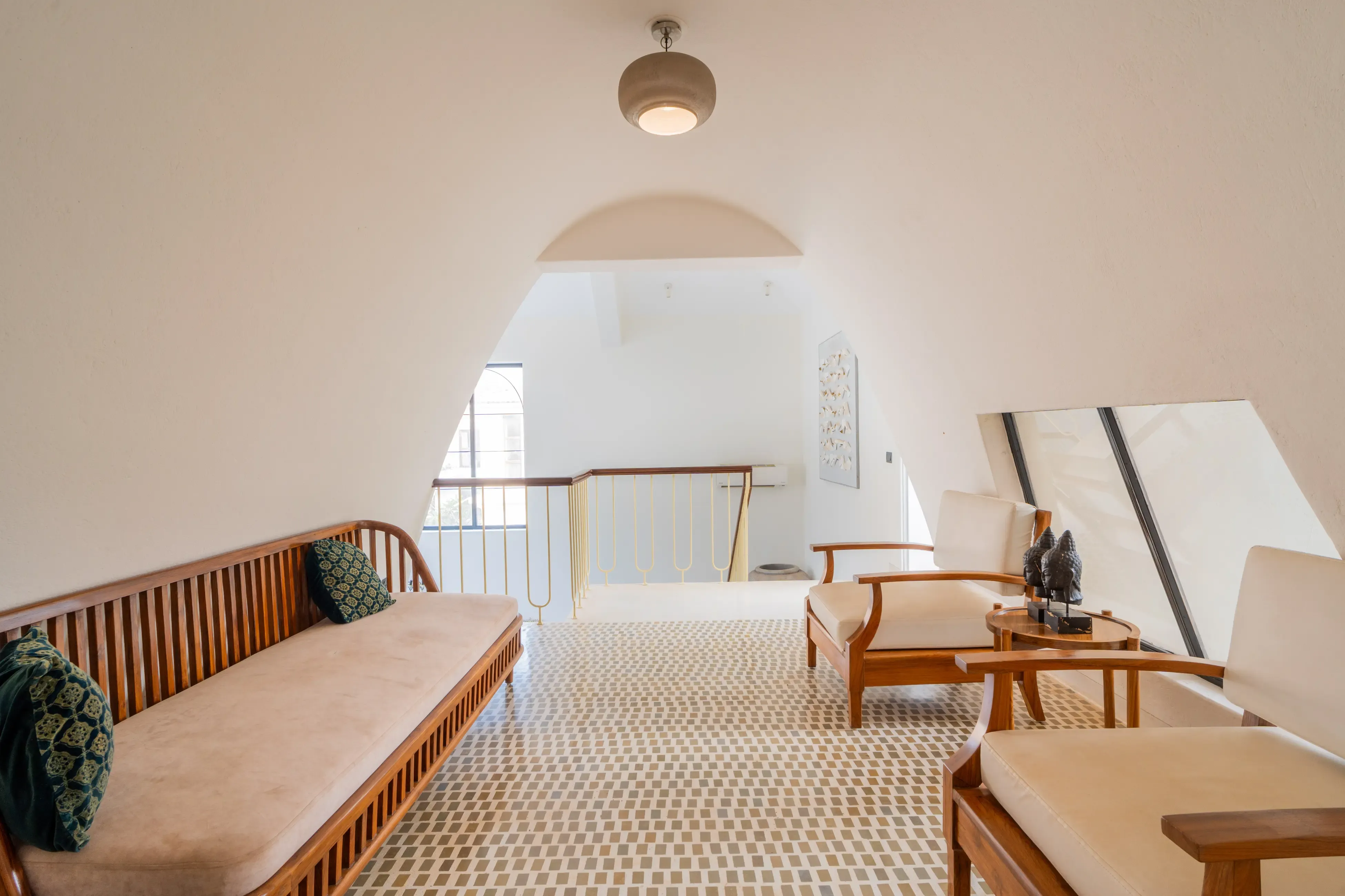 Bogenvilla | Luxe 3-BHK Villa Near Popular Beaches With Private Pool — photo 15