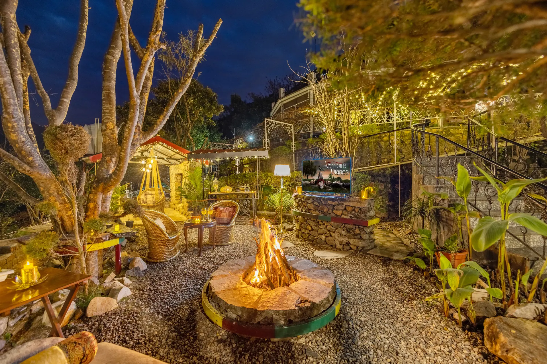 Zephyr Imperial | Luxury Tent on Hills With Pool, Gazebo, Tea House & Dining — photo 11