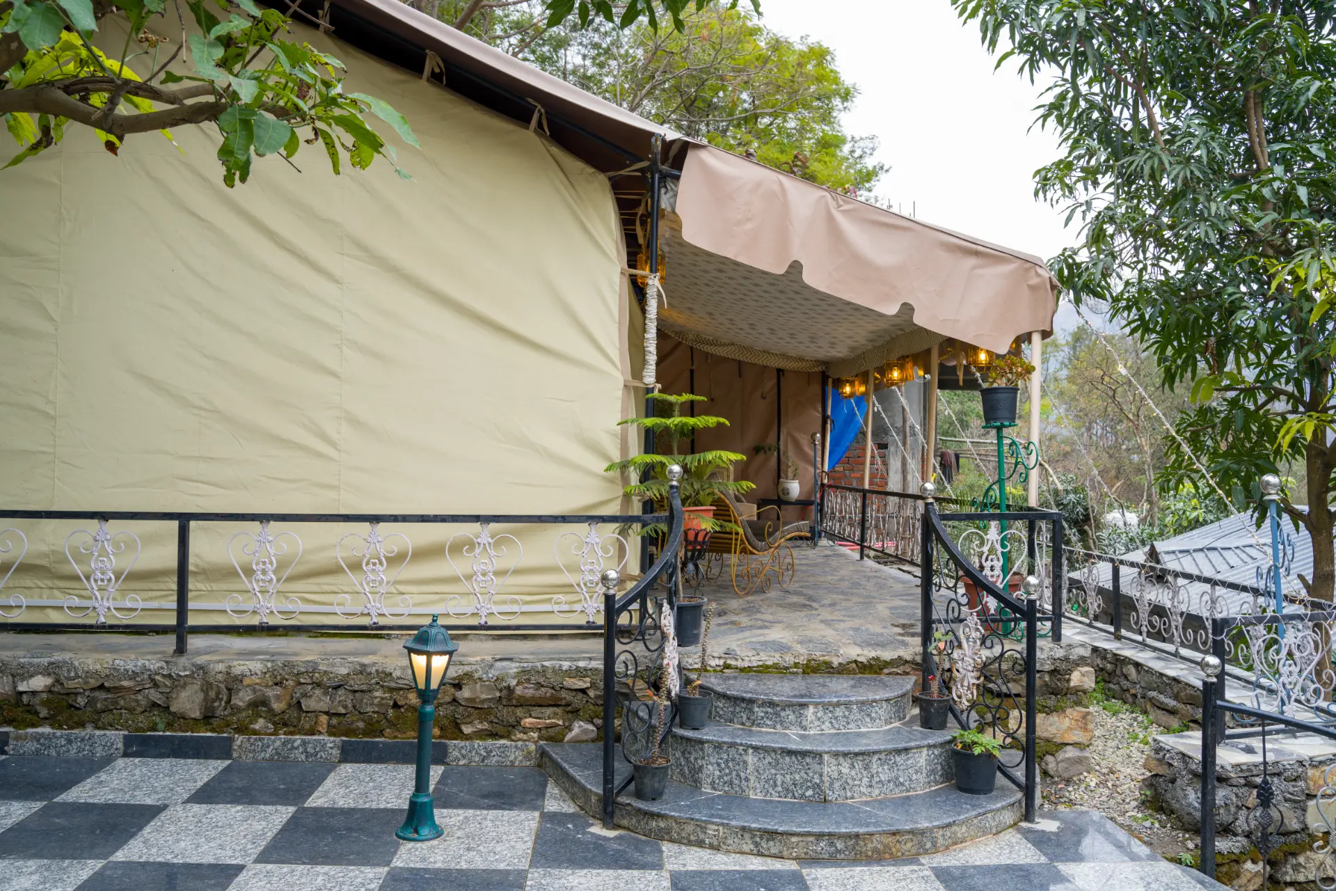 Zephyr Imperial | Luxury Tent on Hills With Pool, Gazebo, Tea House & Dining — photo 6