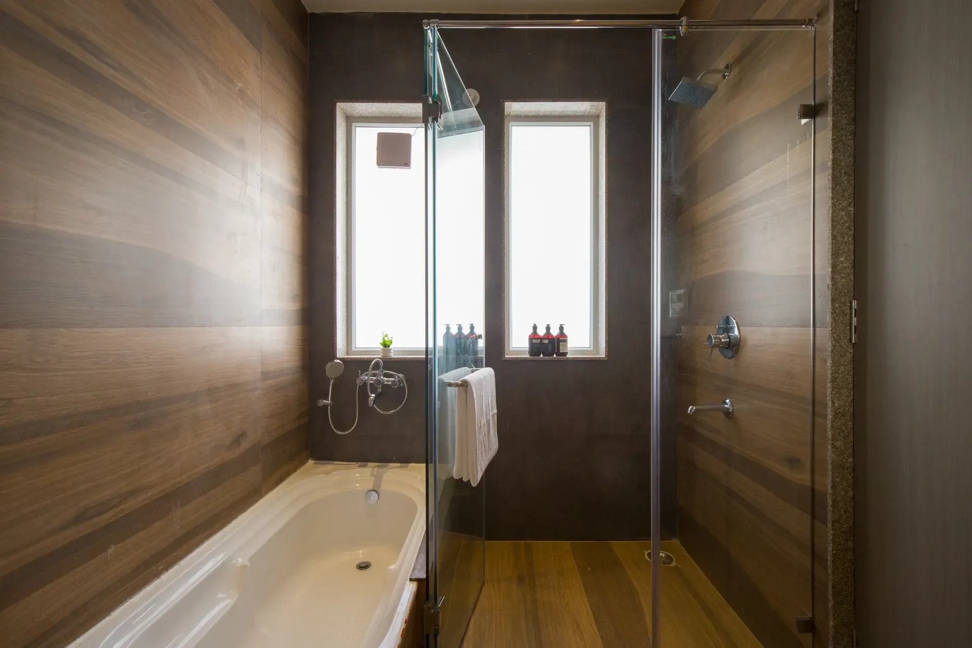 Elite Sereno | Luxe 4-BHK Villa With Pvt Pool & Garden — photo 28