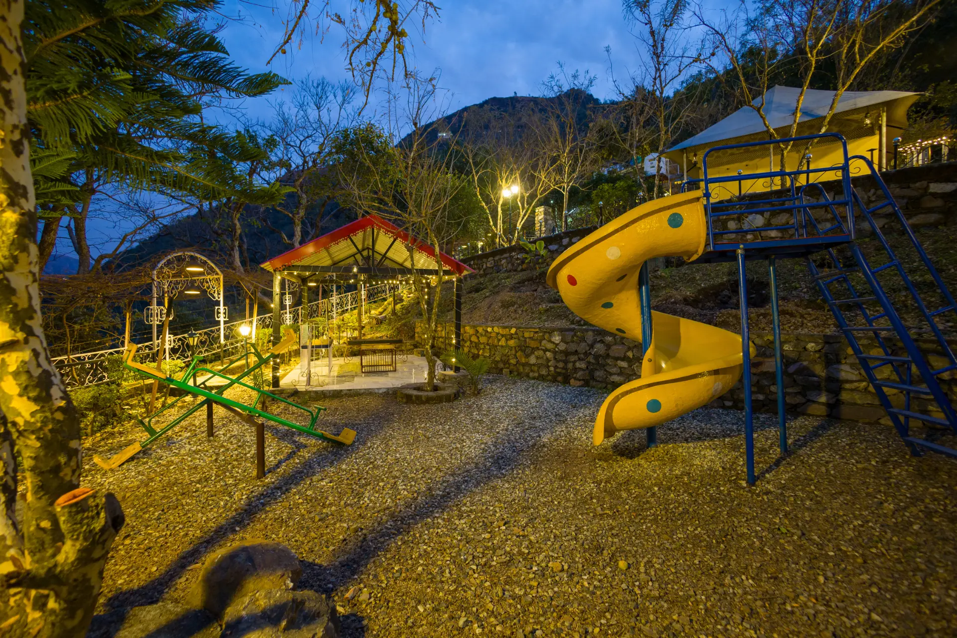 Zephyr Timberhill | Tranquil Hilltop Escape with Pool, Tea House & Dining — photo 3