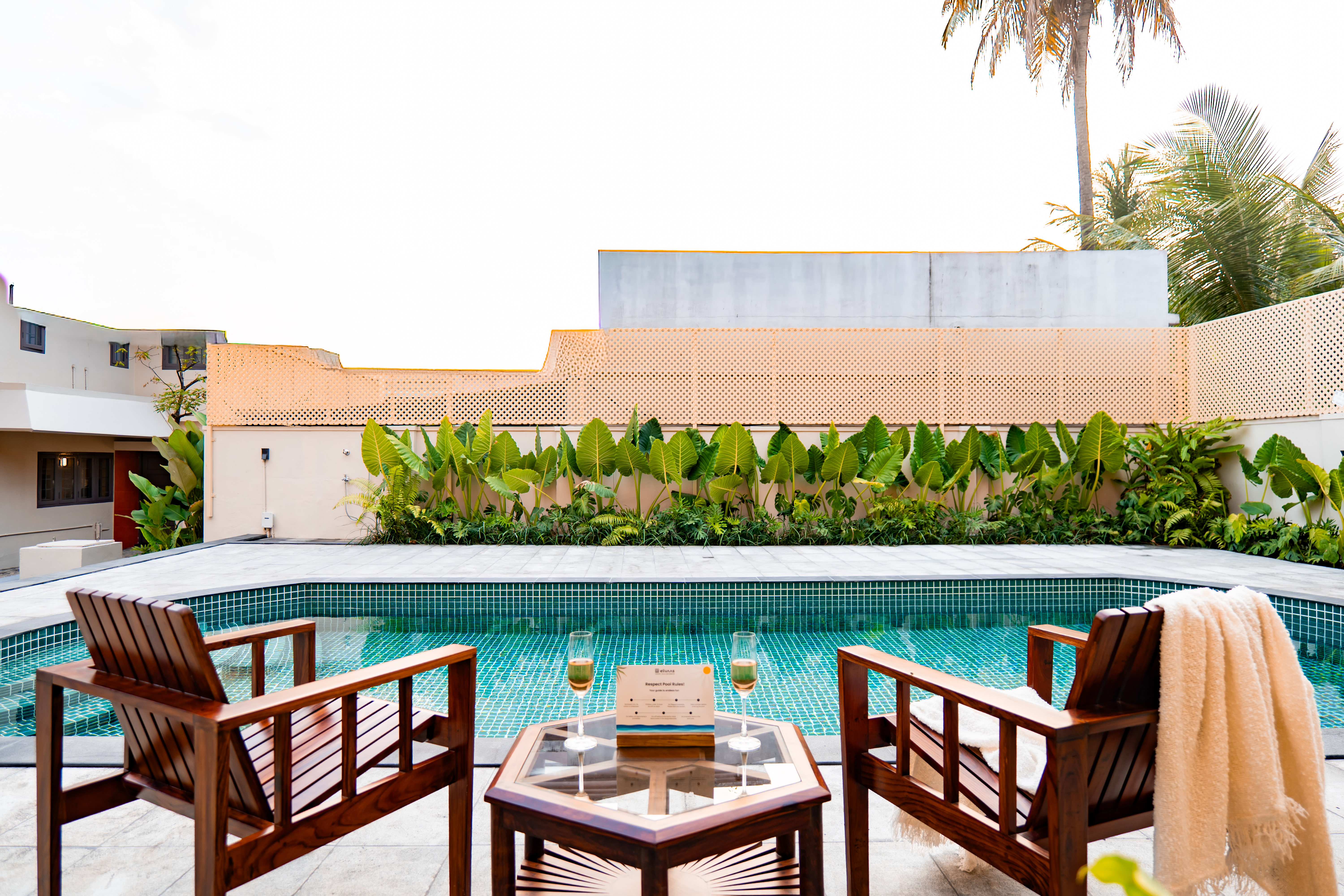 Valiyaveetil Mansion | 5-BHK Mansion With Private Pool, Home Theatre, Garden | Near New Marine Drive