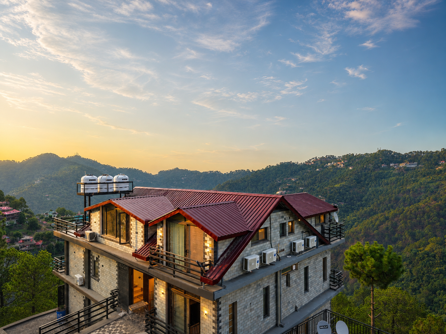 Kosh Villa Glenhaven | 3- BHK Villa with Private Balconies & Panoramic 360 Mountain Views