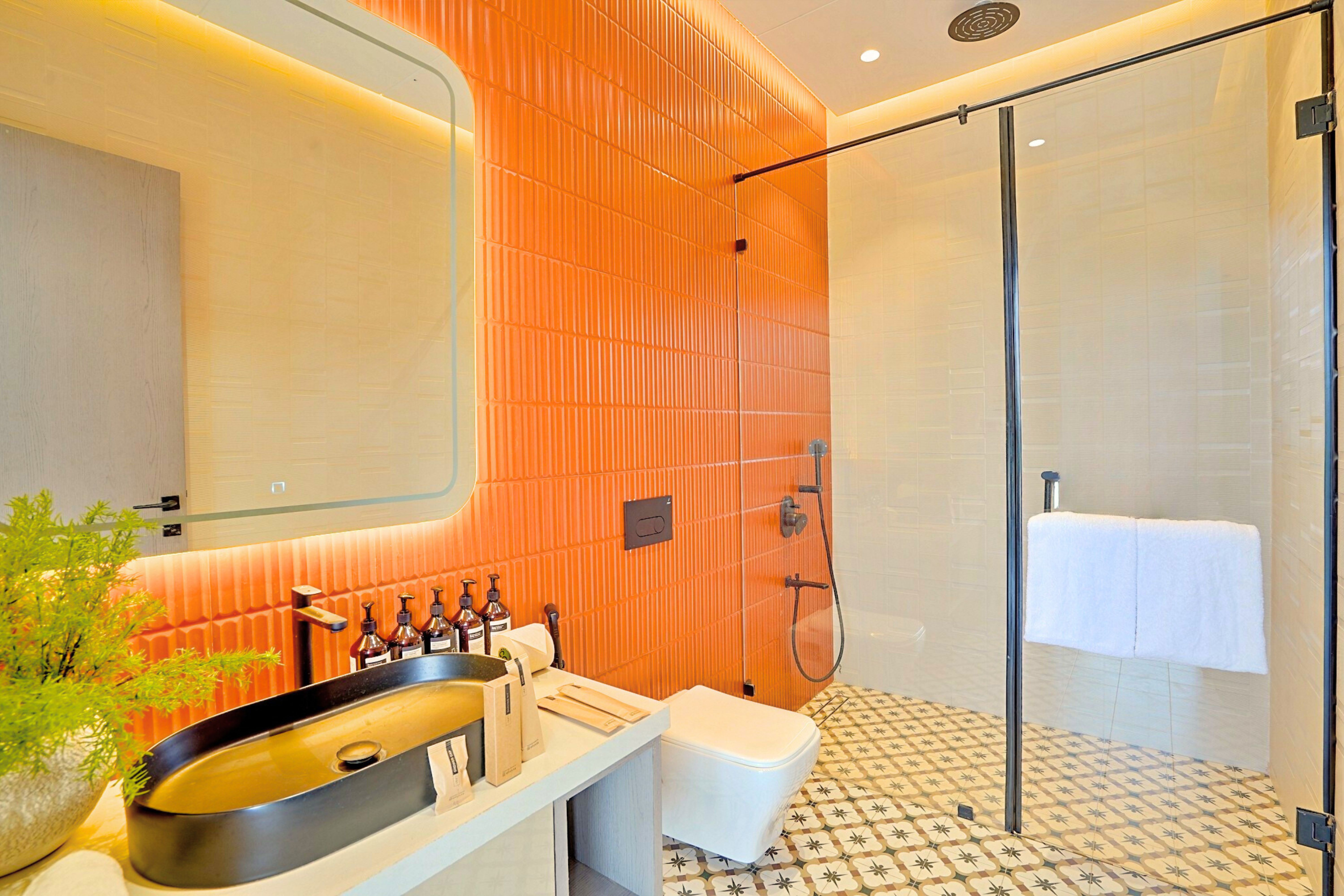 Meraki Villa | Majestic 4-BHK Glass Villa With Private Pool, Balcony, Garden & Gazebo — photo 26