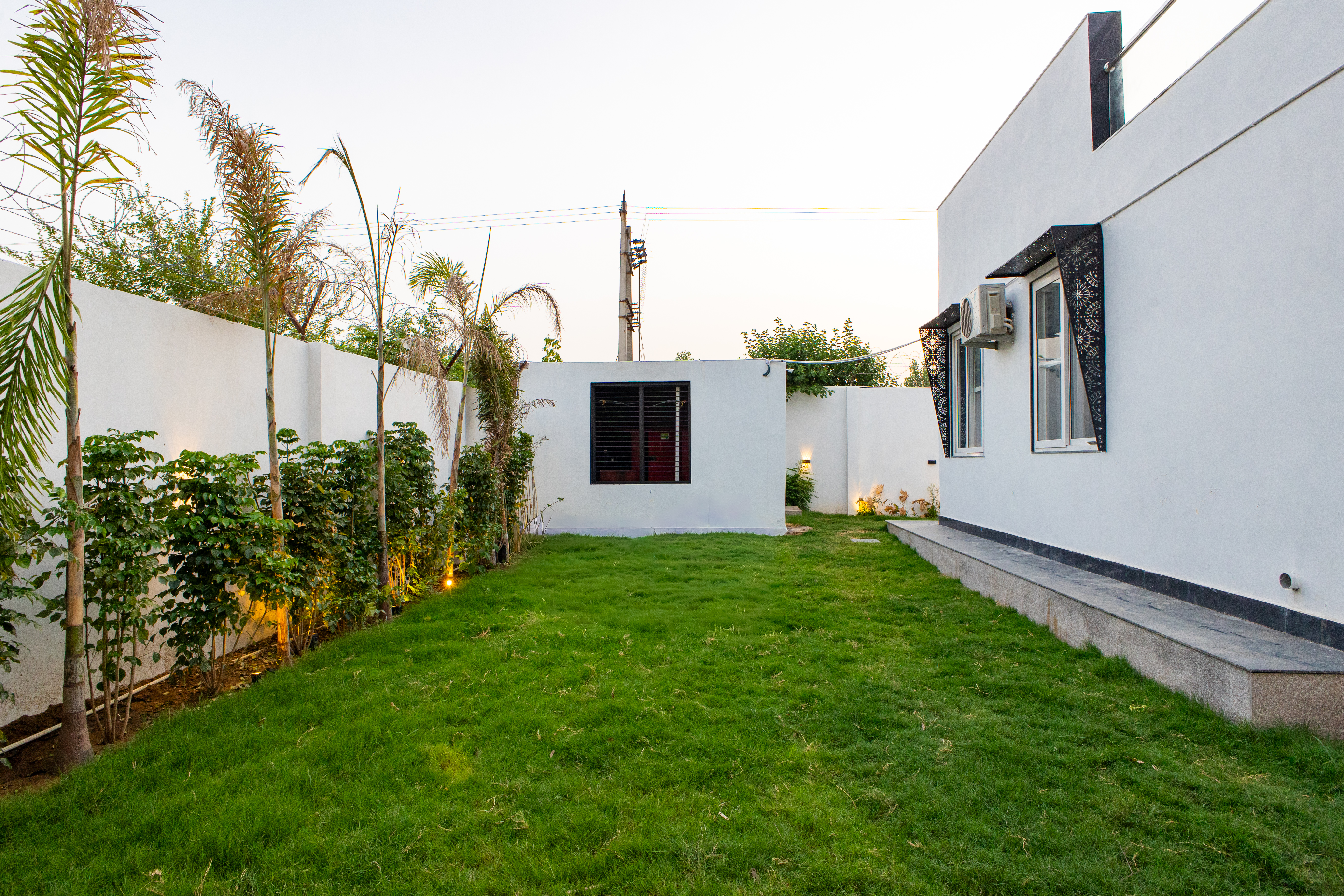 Raj Farm | 3-BHK Villa with Private Pool, Kid’s Room and An Outhouse — photo 28