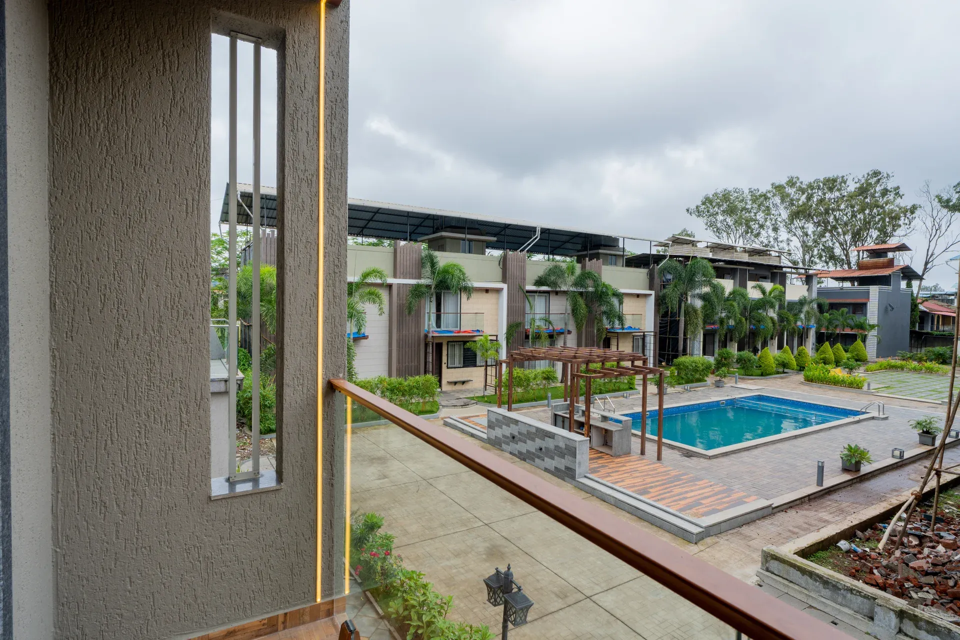 Imperial Serenia | 3-BHK with Common Pool & Garden — photo 20