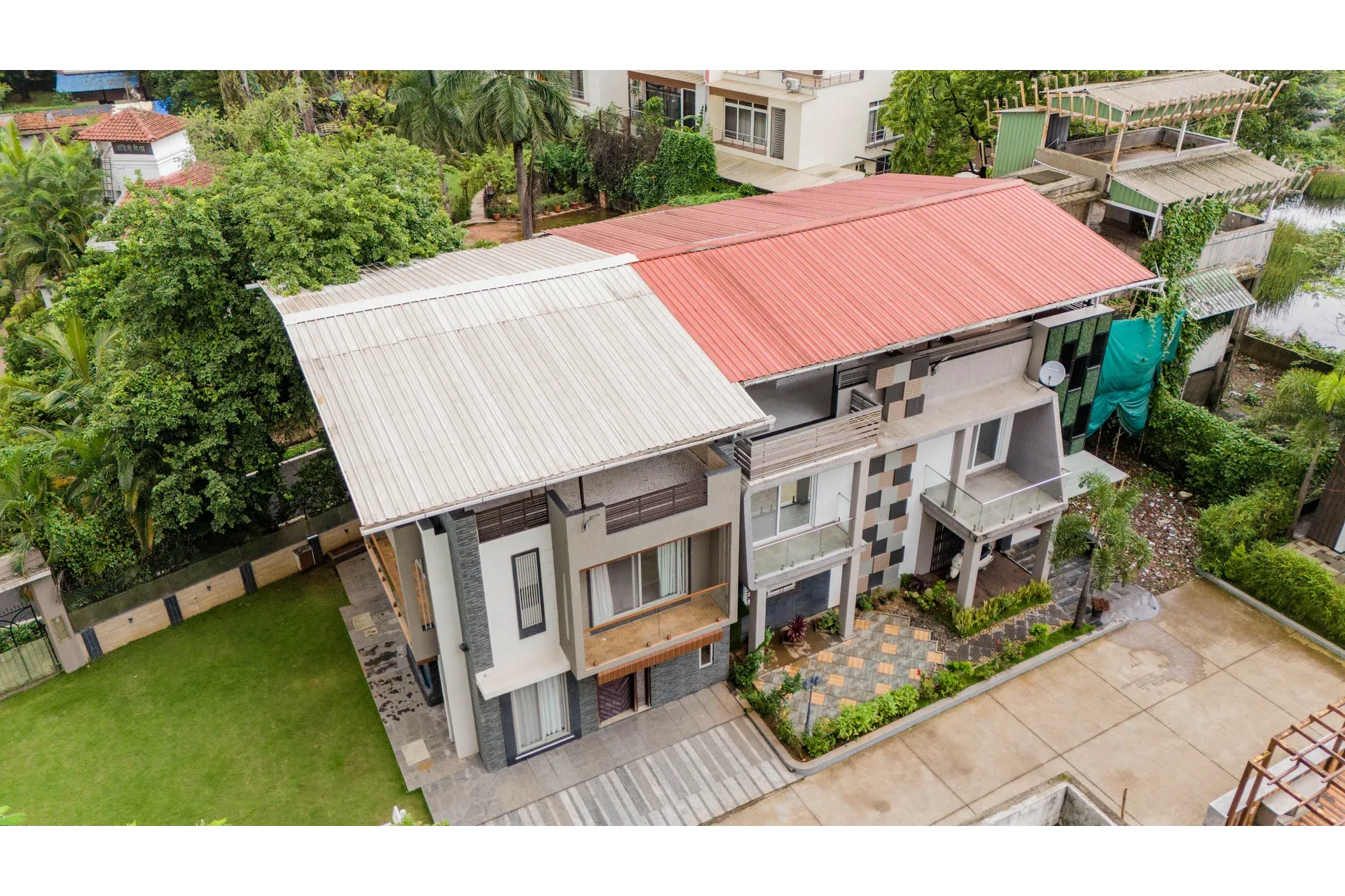 Imperial Serenia | 3-BHK with Common Pool & Garden — photo 19