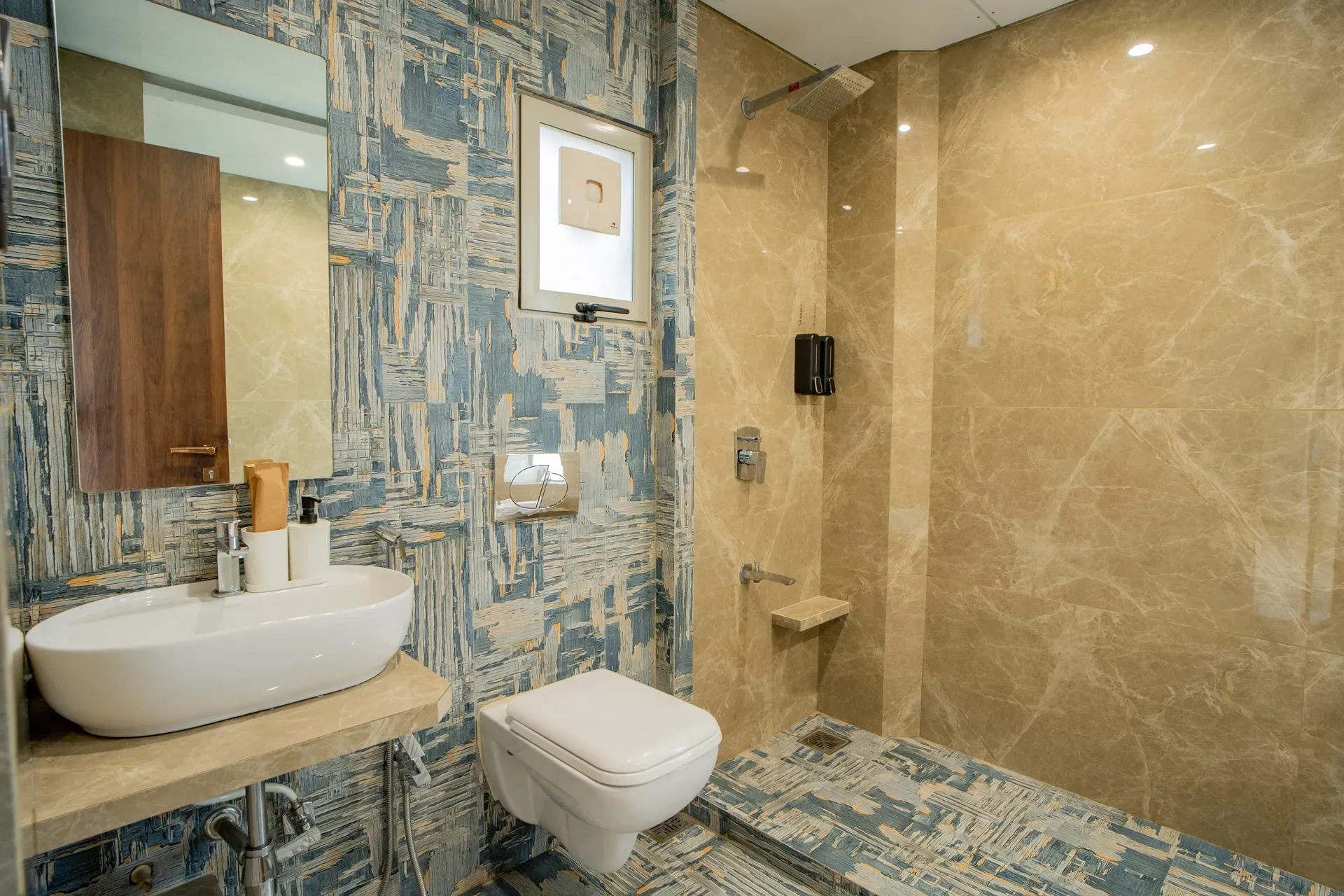 Imperial Serenia | 3-BHK with Common Pool & Garden — photo 29