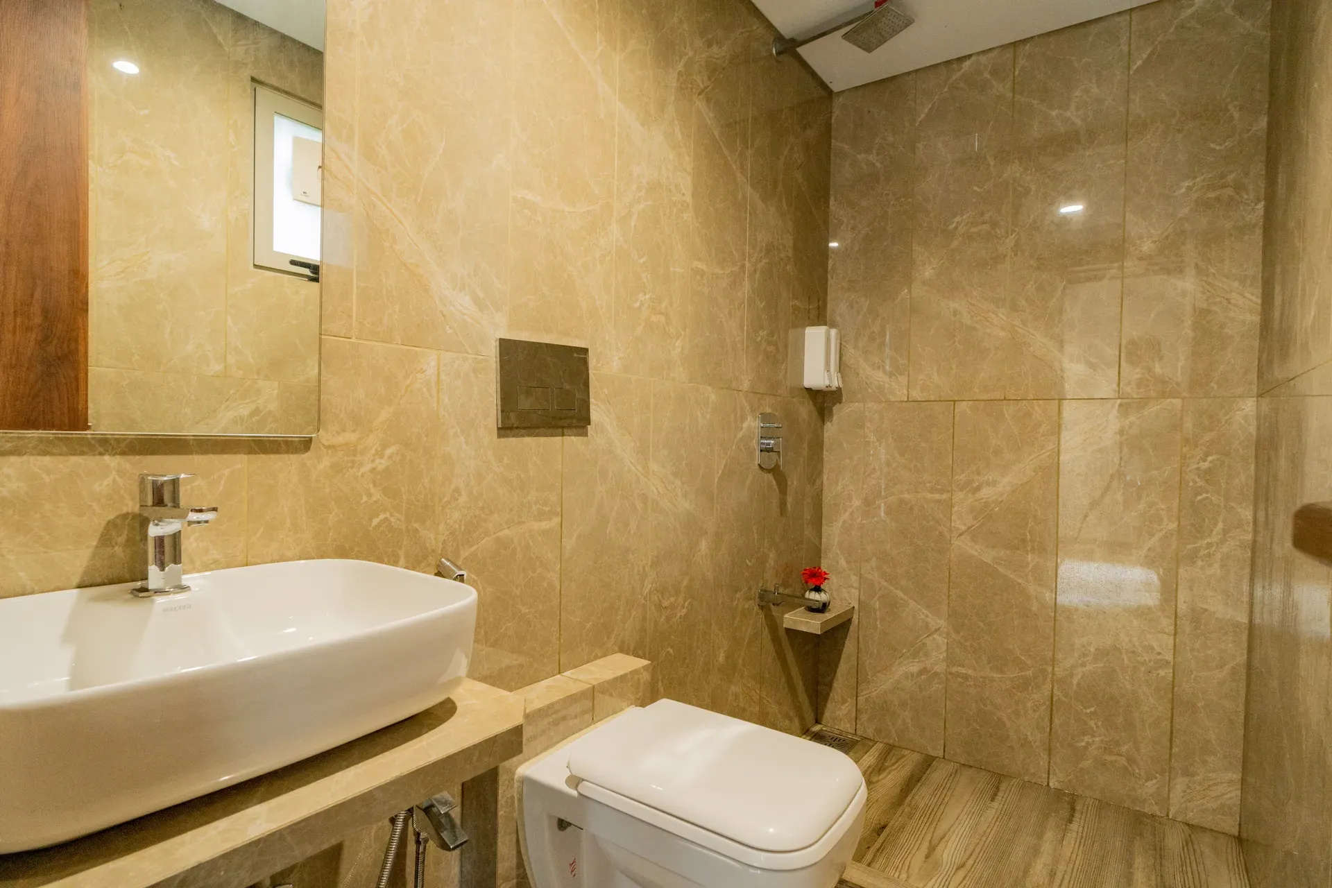 Imperial Serenia | 3-BHK with Common Pool & Garden — photo 28