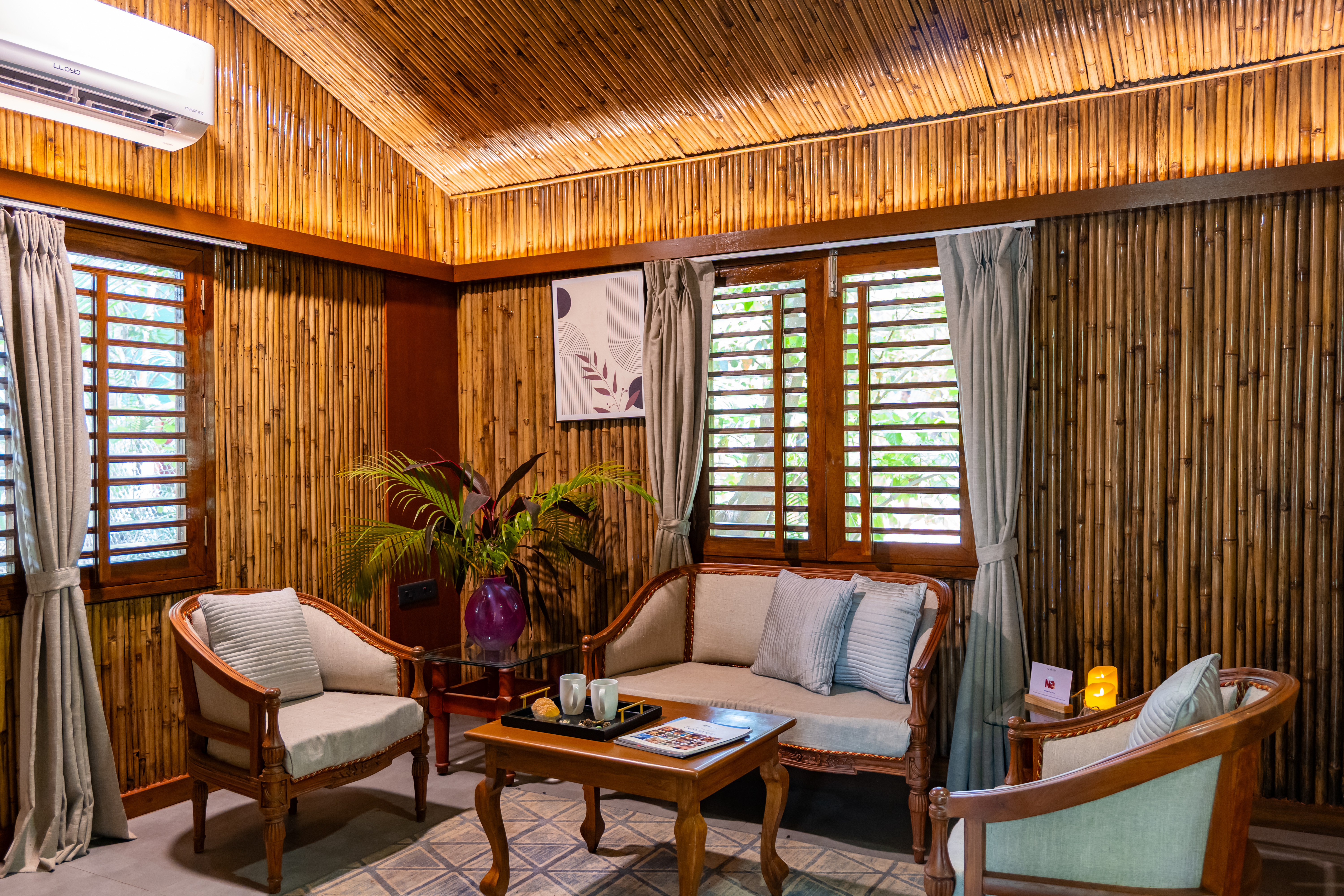 Timber Premium Suite | Pet-friendly Bamboo Cottage with Pvt Verandah, Lounge & Shared Outdoor seating & Restaurant — photo 6
